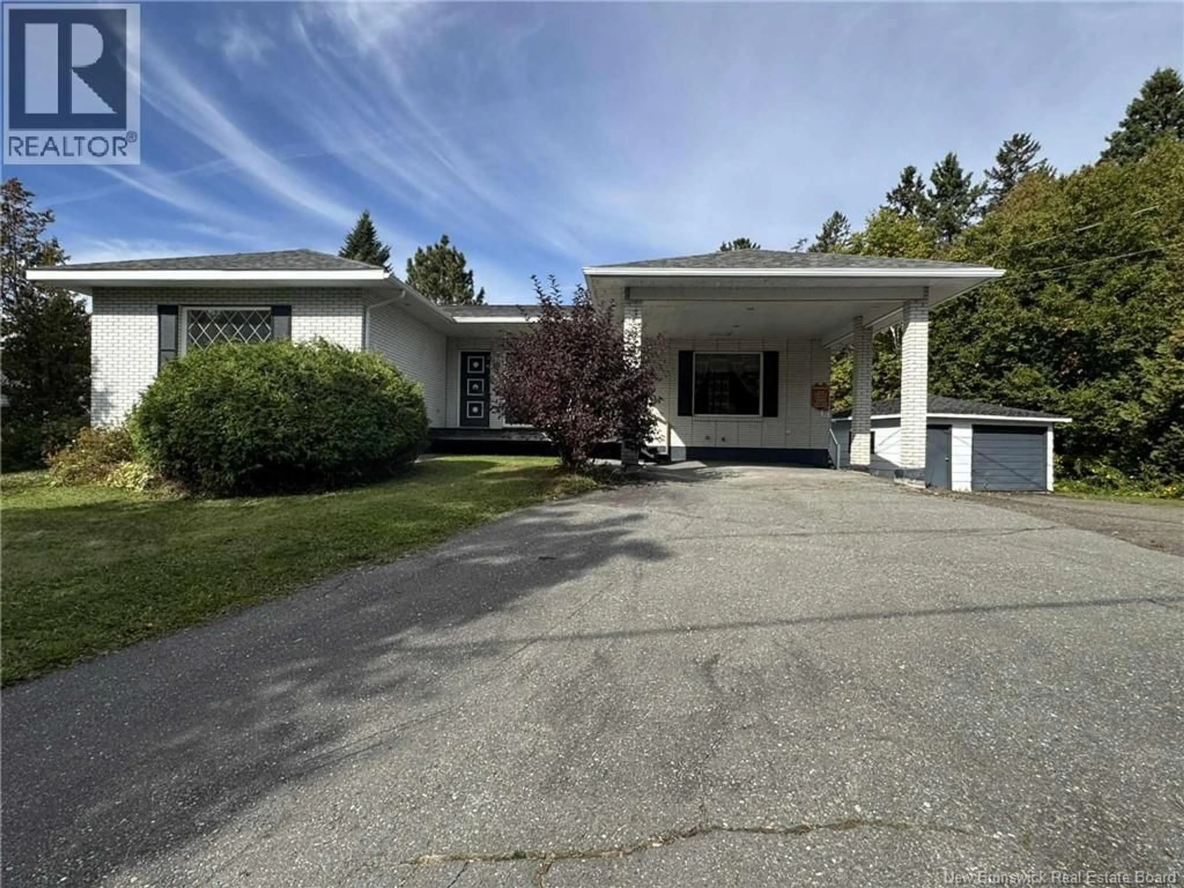 Unknown for 10 BEAULIEU STREET, Saint-Quentin New Brunswick E8A1A9