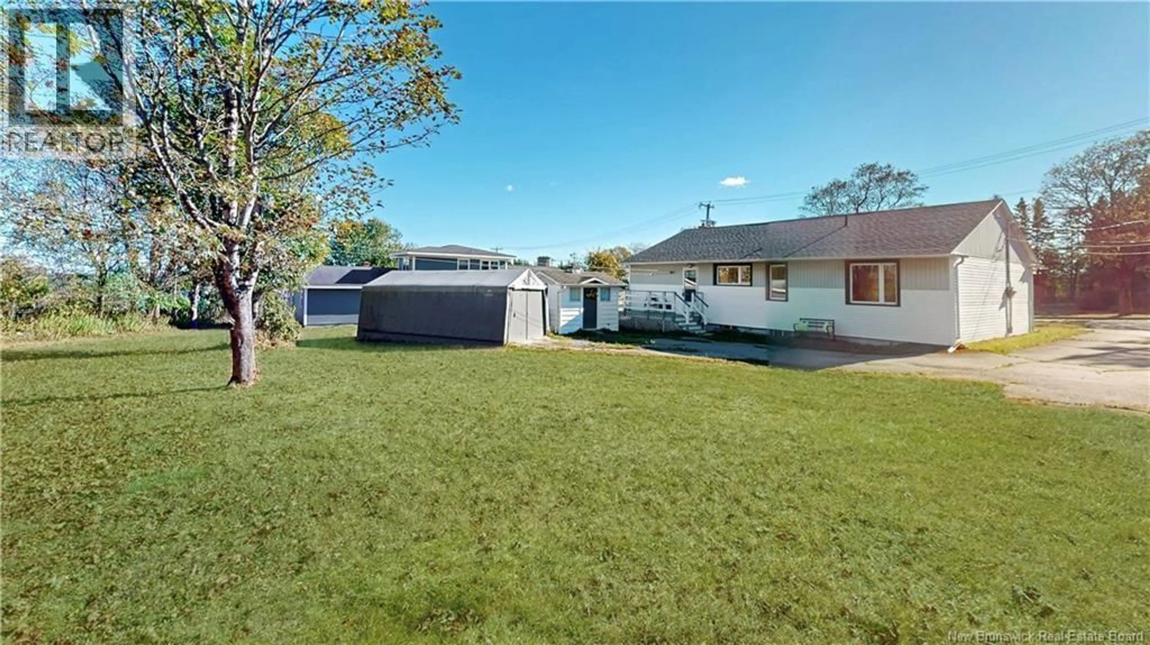 A pic from outside/outdoor area/front of a property/back of a property/a pic from drone, unknown for 18 CORONATION AVENUE, Saint John New Brunswick E2M3Y8