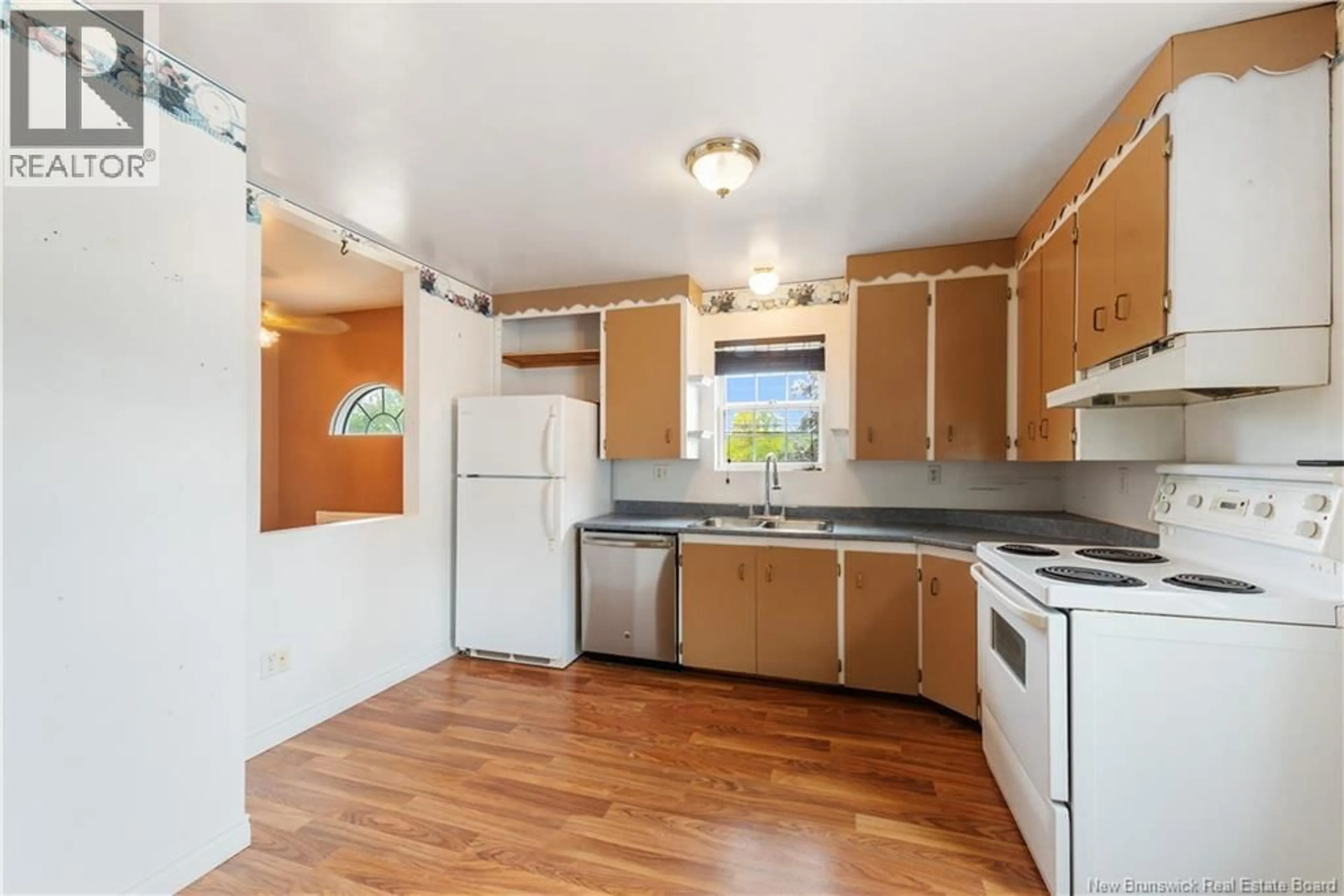 Standard kitchen, unknown for 53 COMMUNICATION ROAD, Irishtown New Brunswick E1H2G3