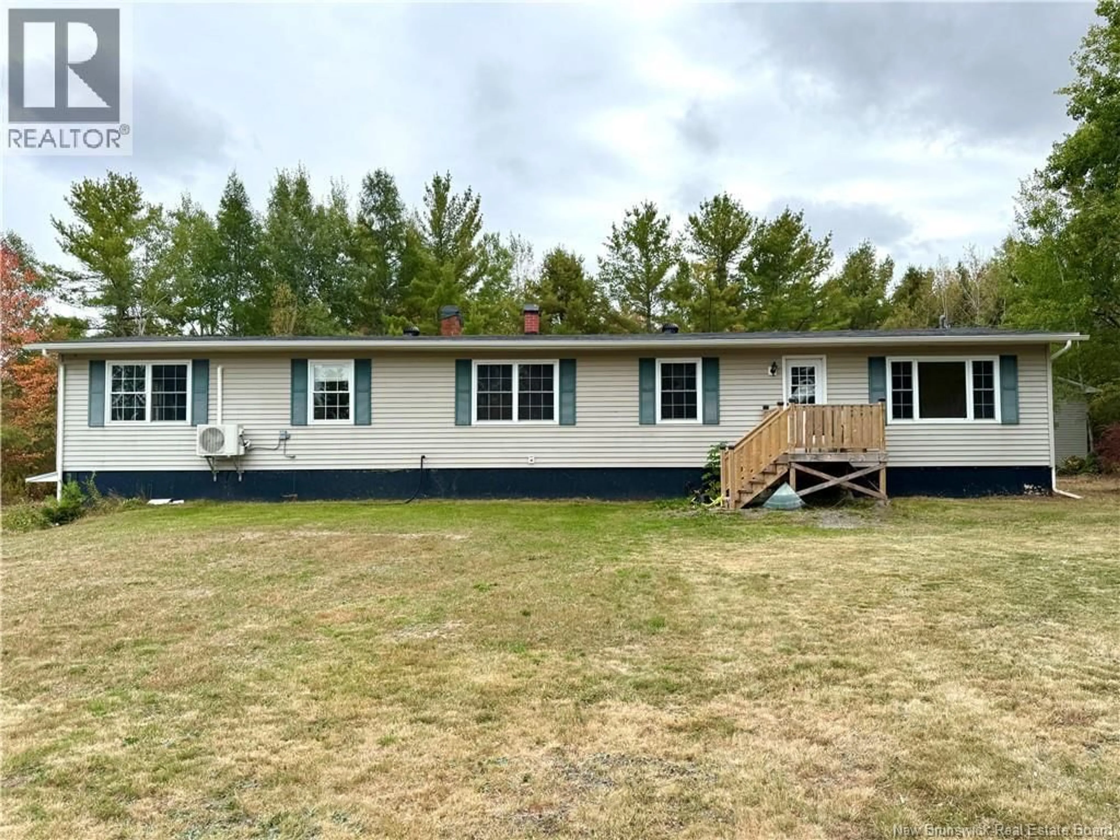 Home with vinyl exterior material, building for 4386 ROUTE 10, New Zion New Brunswick E4B1A8
