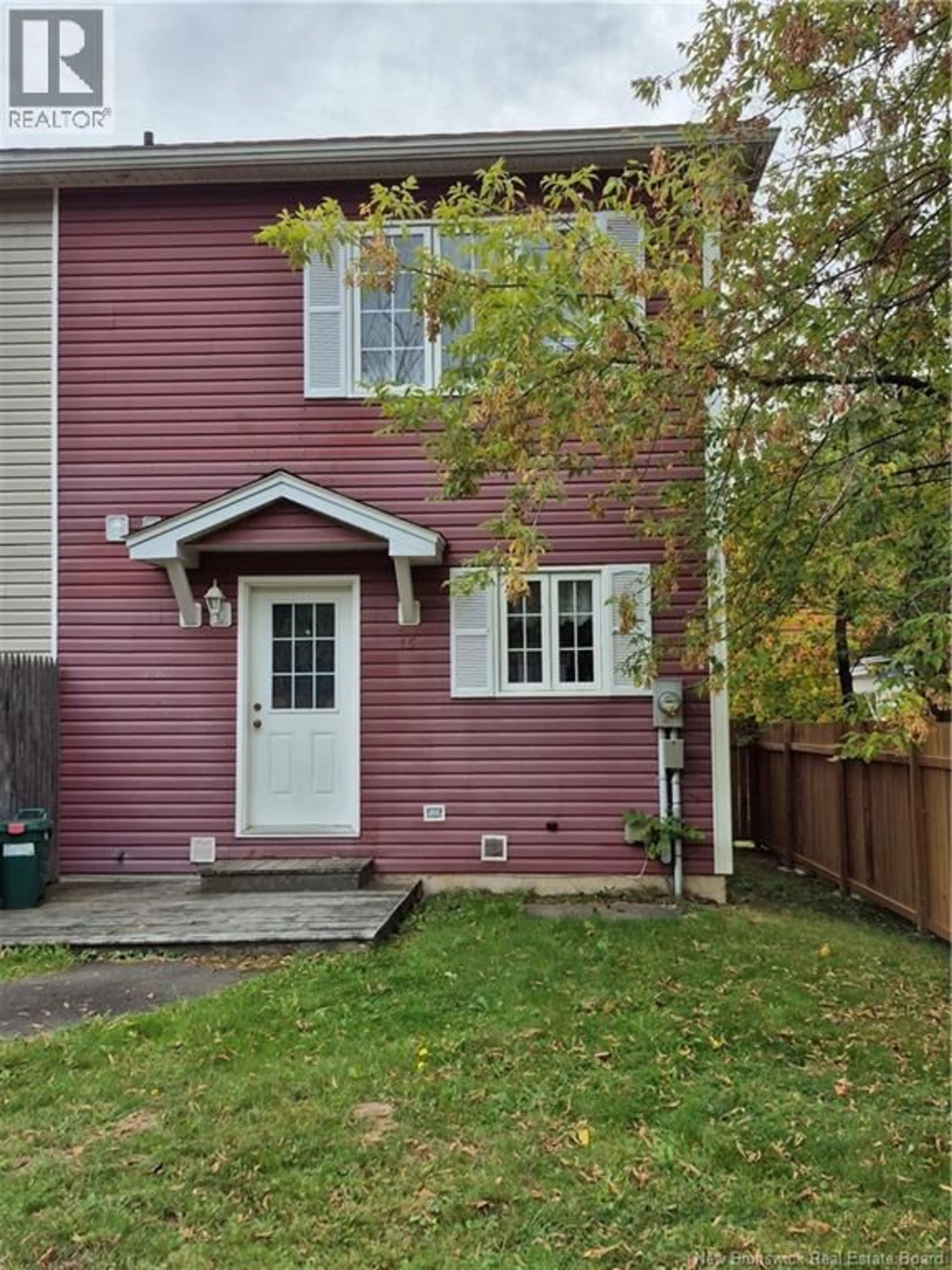 Home with vinyl exterior material, street for 15 CANADA STREET, Marysville New Brunswick E3A3Z1