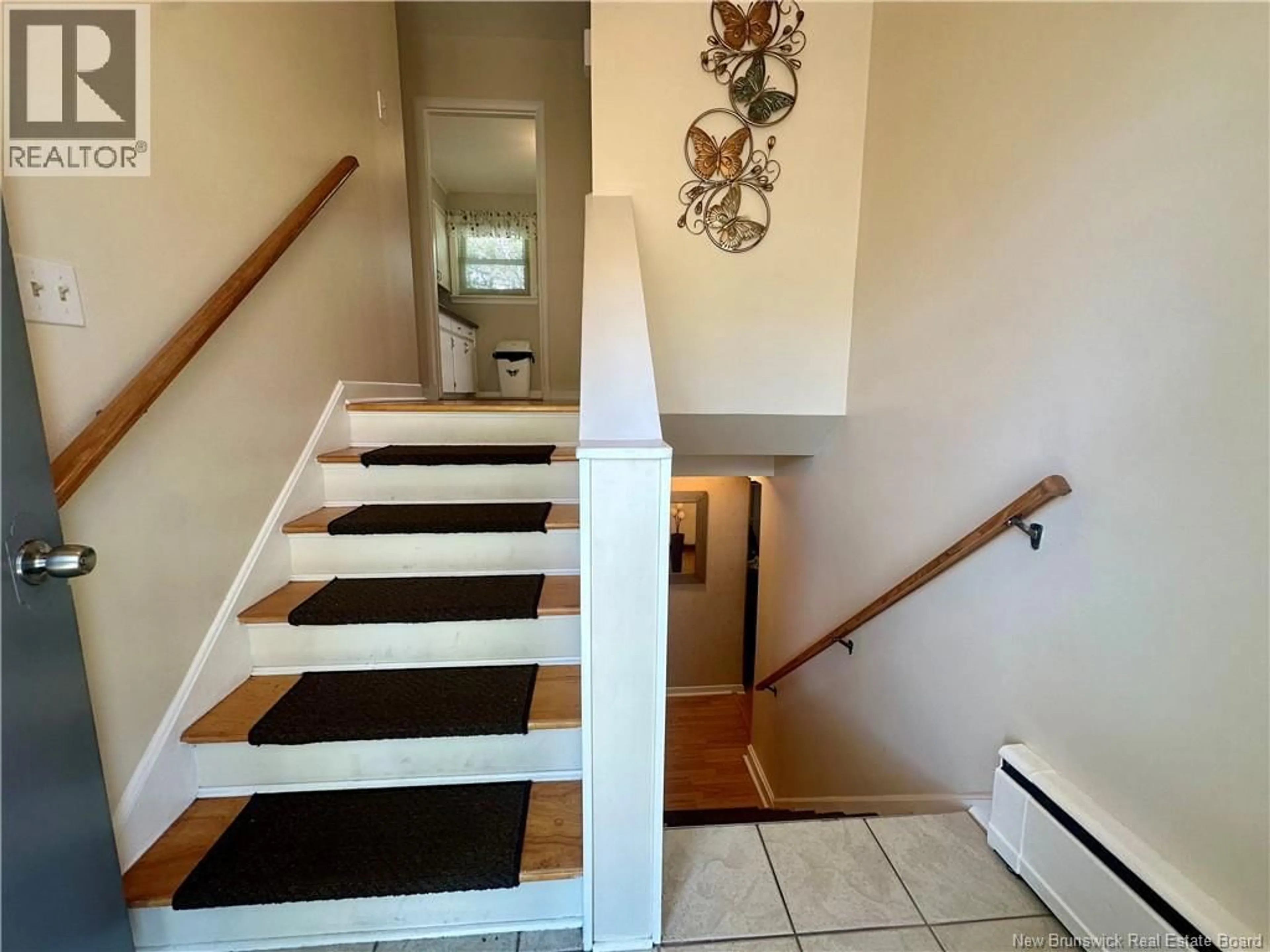 Stairs for 46 PARKHILL DRIVE, Saint John New Brunswick E2J2V7