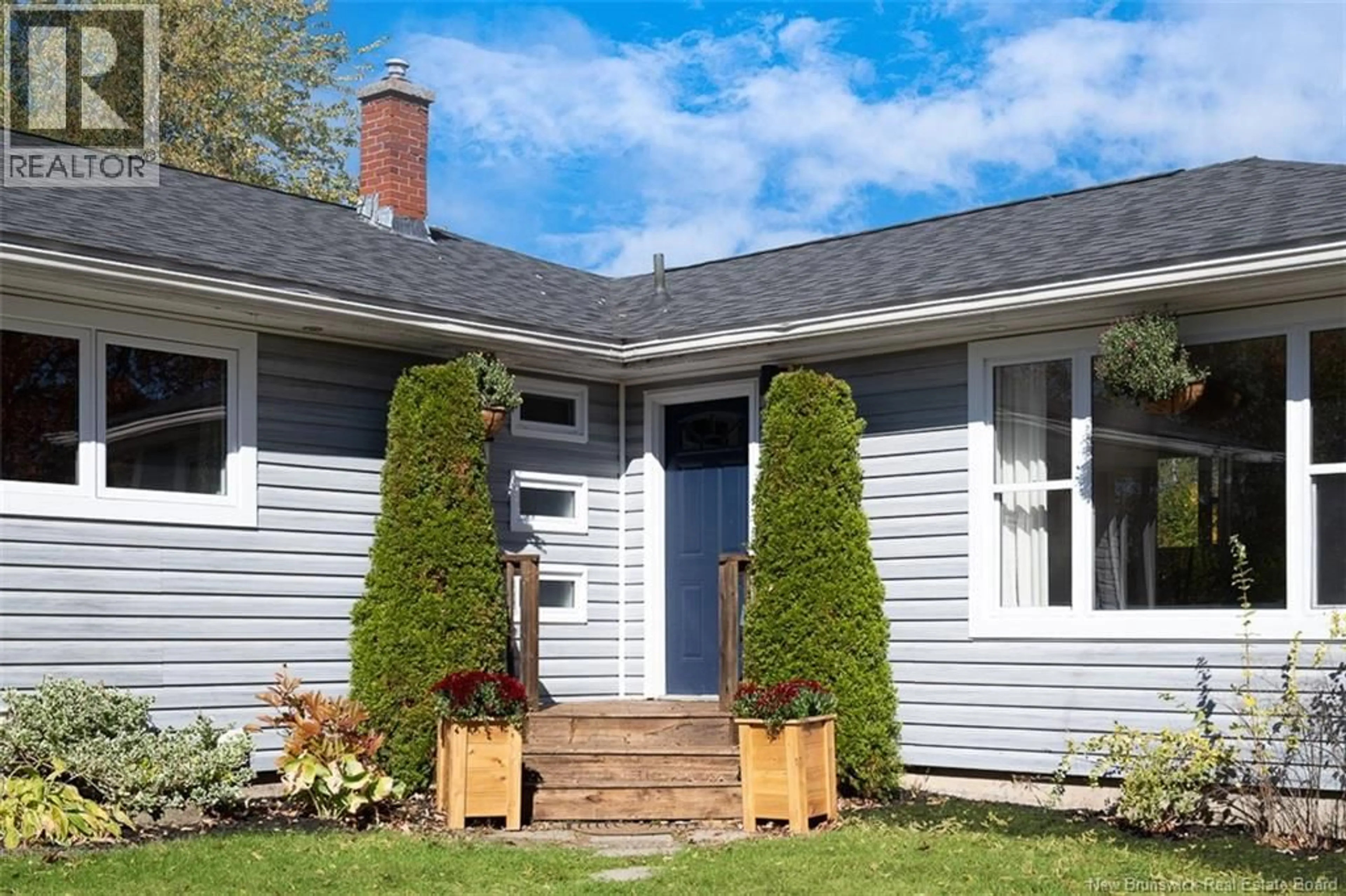 Home with vinyl exterior material, street for 119 MOSS AVENUE, Fredericton New Brunswick E3A2G2