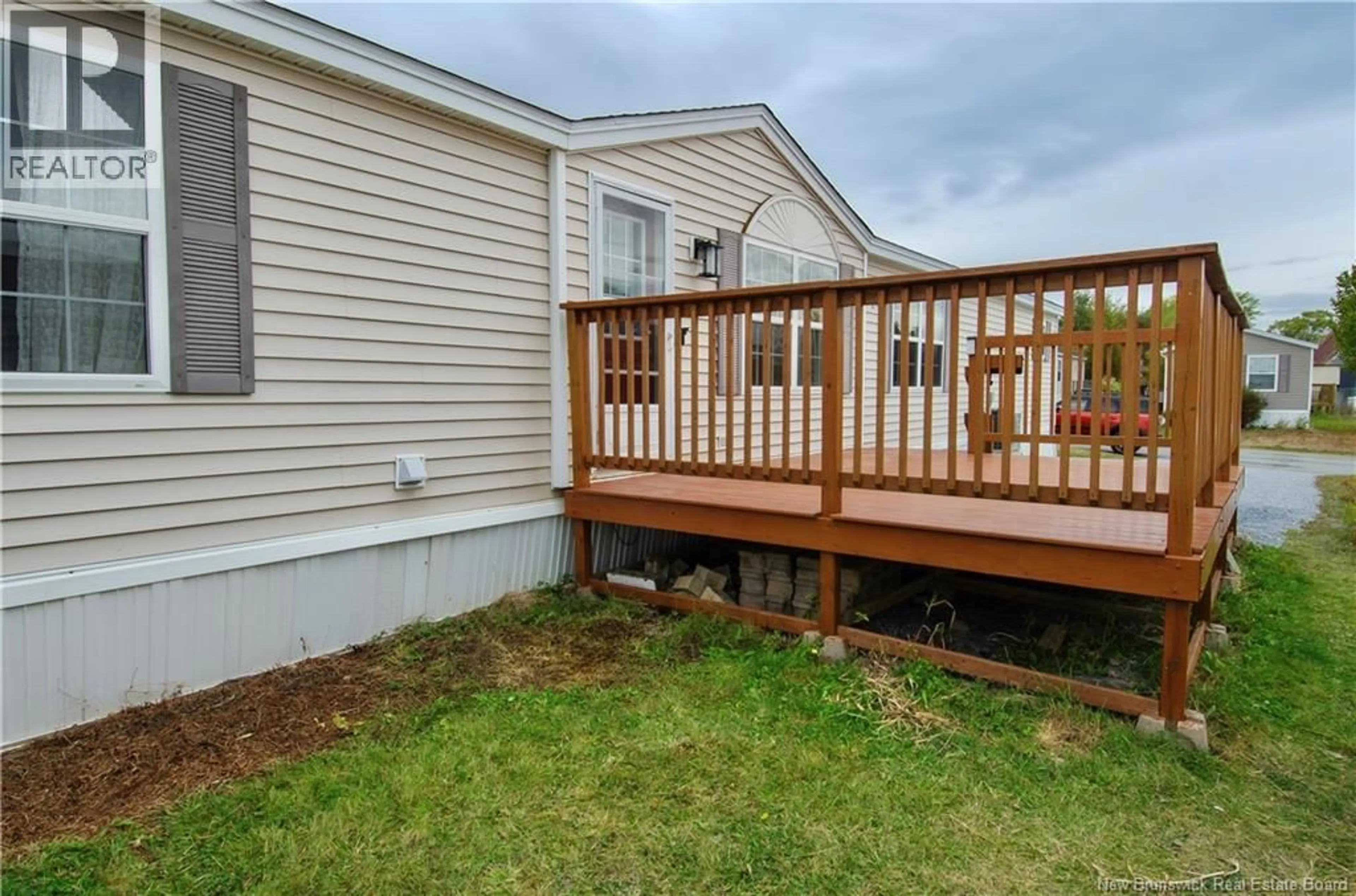 Home with vinyl exterior material, unknown for 17 QUAIL COURT, Saint John New Brunswick E2J5A1