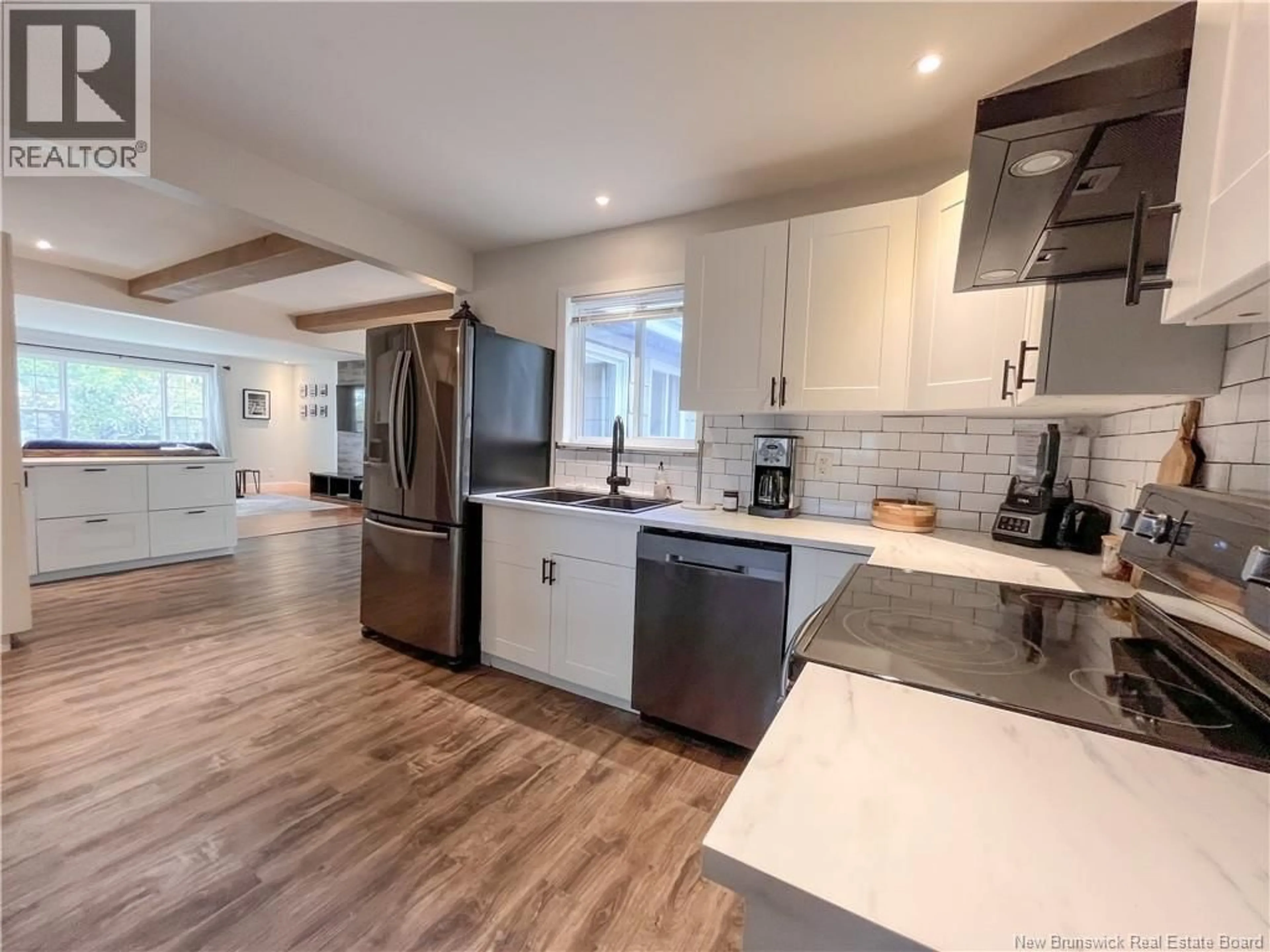 Open concept kitchen, unknown for 209 KINGSWAY AVENUE, Miramichi New Brunswick E1V3B9