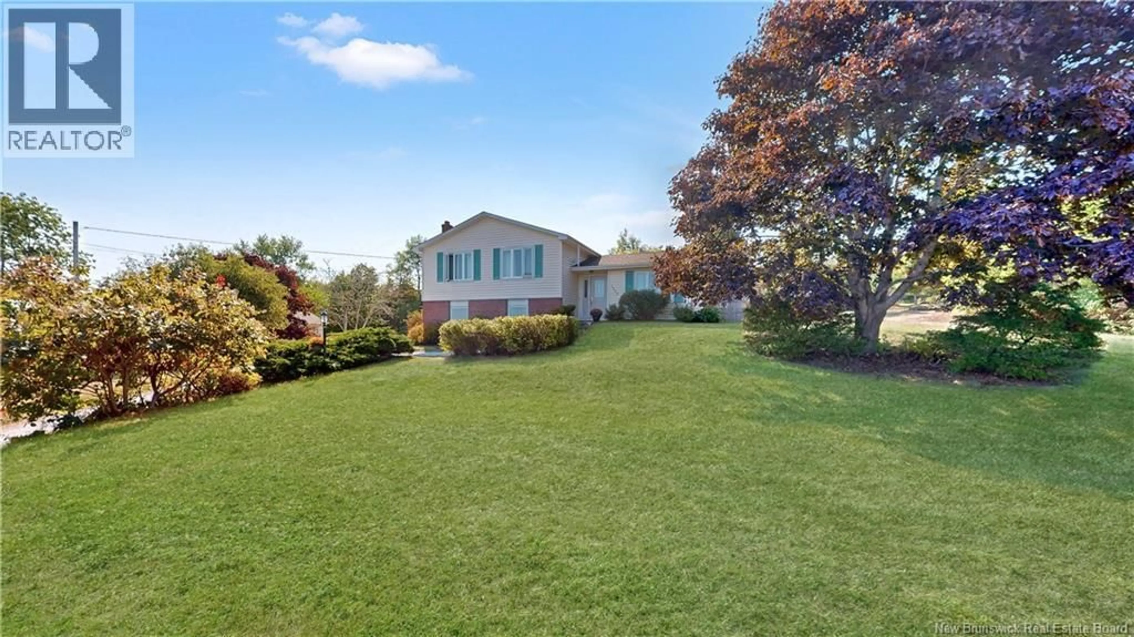 A pic from outside/outdoor area/front of a property/back of a property/a pic from drone, unknown for 1230 SANDY POINT ROAD, Saint John New Brunswick E2K5E2