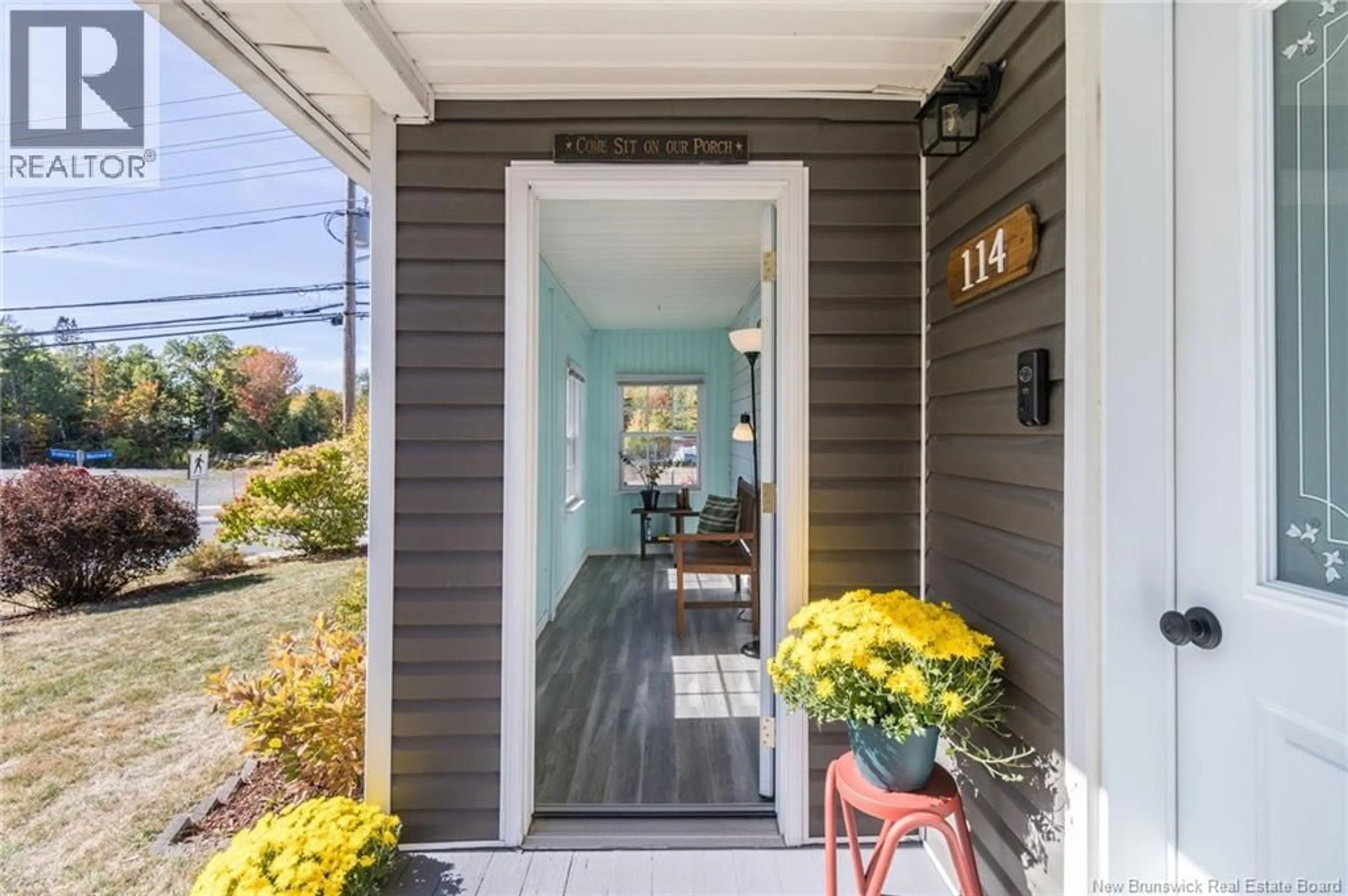 Indoor entryway for 114 WESTVIEW STREET, Fredericton New Brunswick E3A1W9