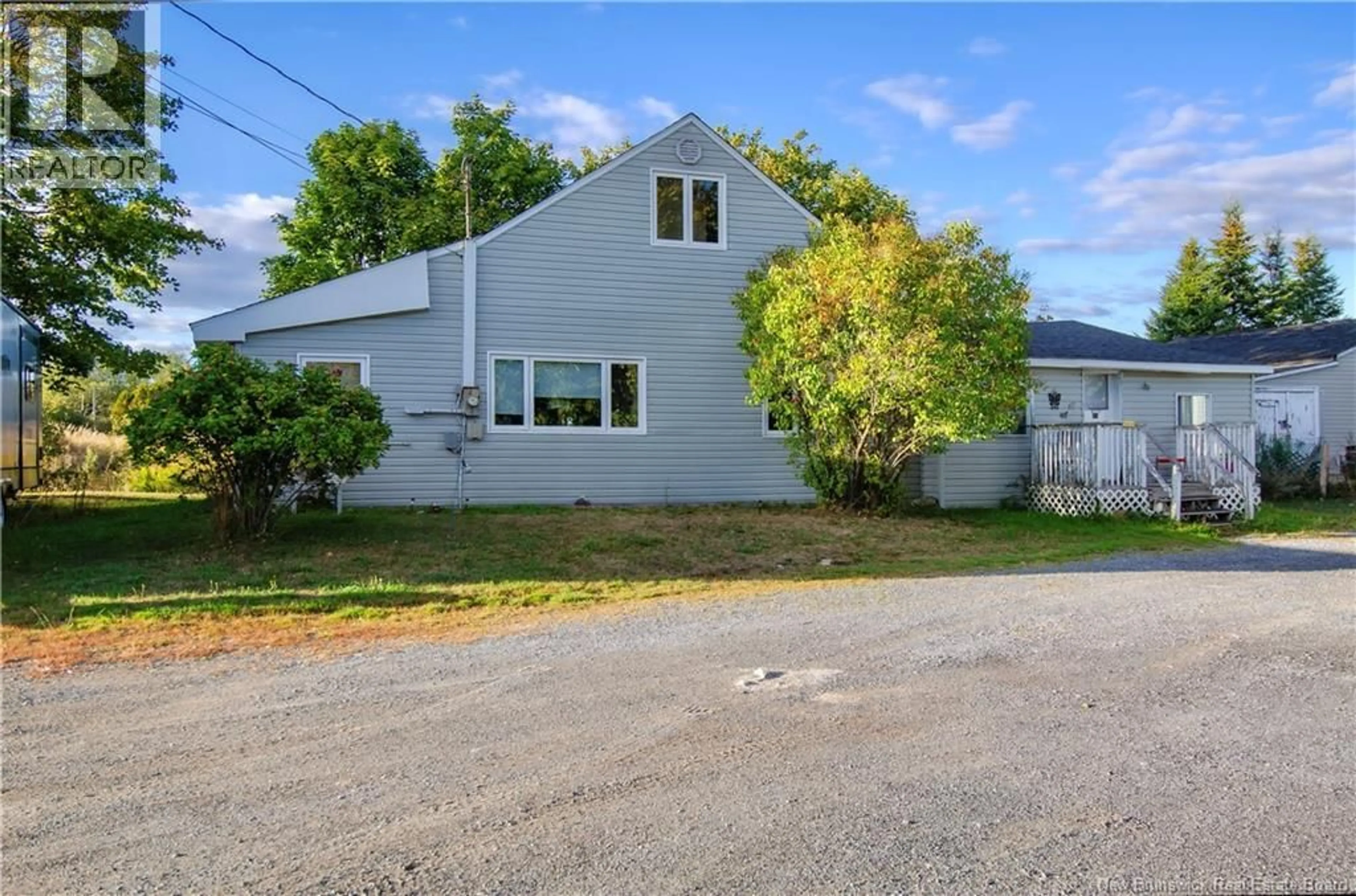A pic from outside/outdoor area/front of a property/back of a property/a pic from drone, street for 40 DUTCH GARDEN LANE, Saint John New Brunswick E2H2V9
