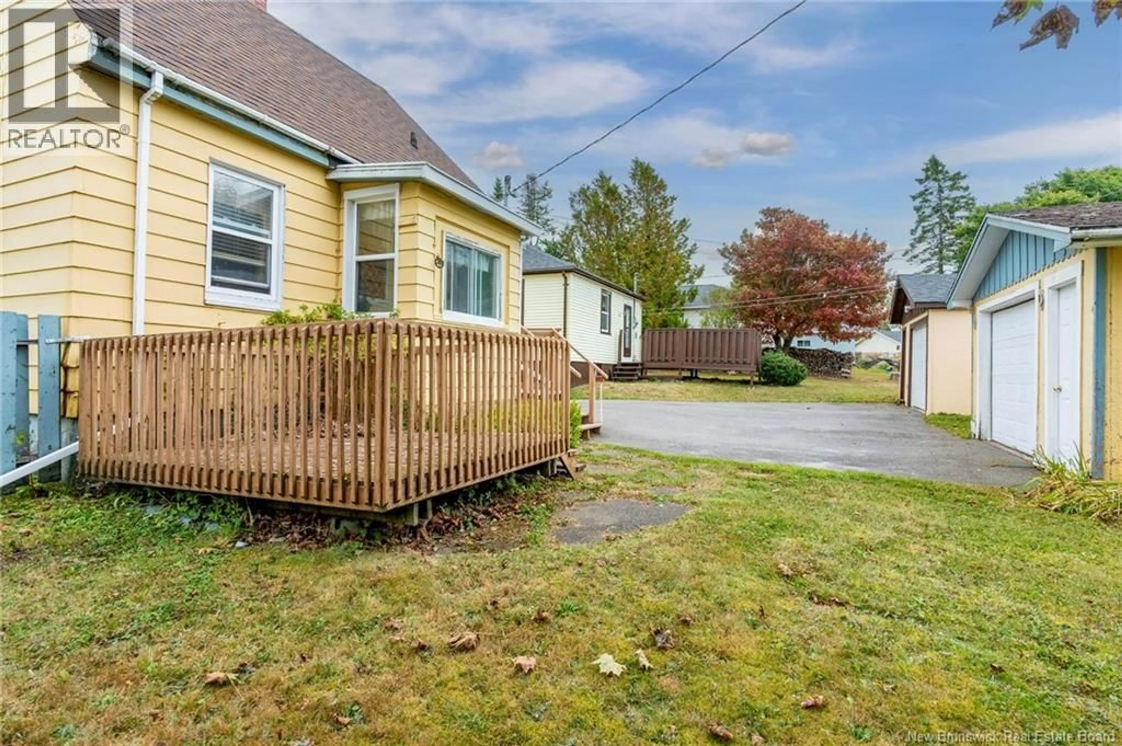 Patio, street for 462 FUNDY DRIVE, Saint John New Brunswick E2M2R7
