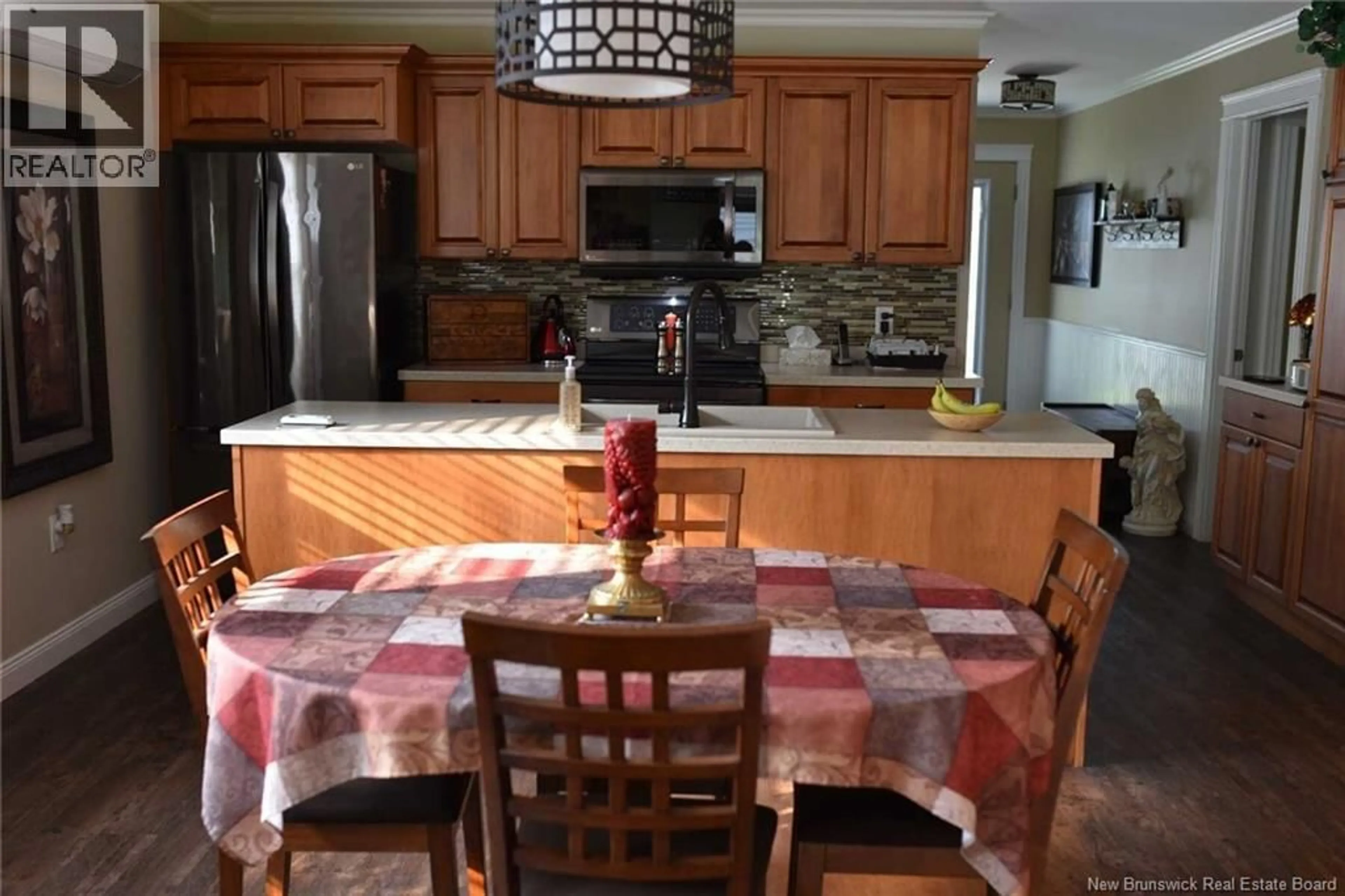 Open concept kitchen, ceramic/tile floor for 28 PARKVIEW LANE, Sussex New Brunswick E4E0J8