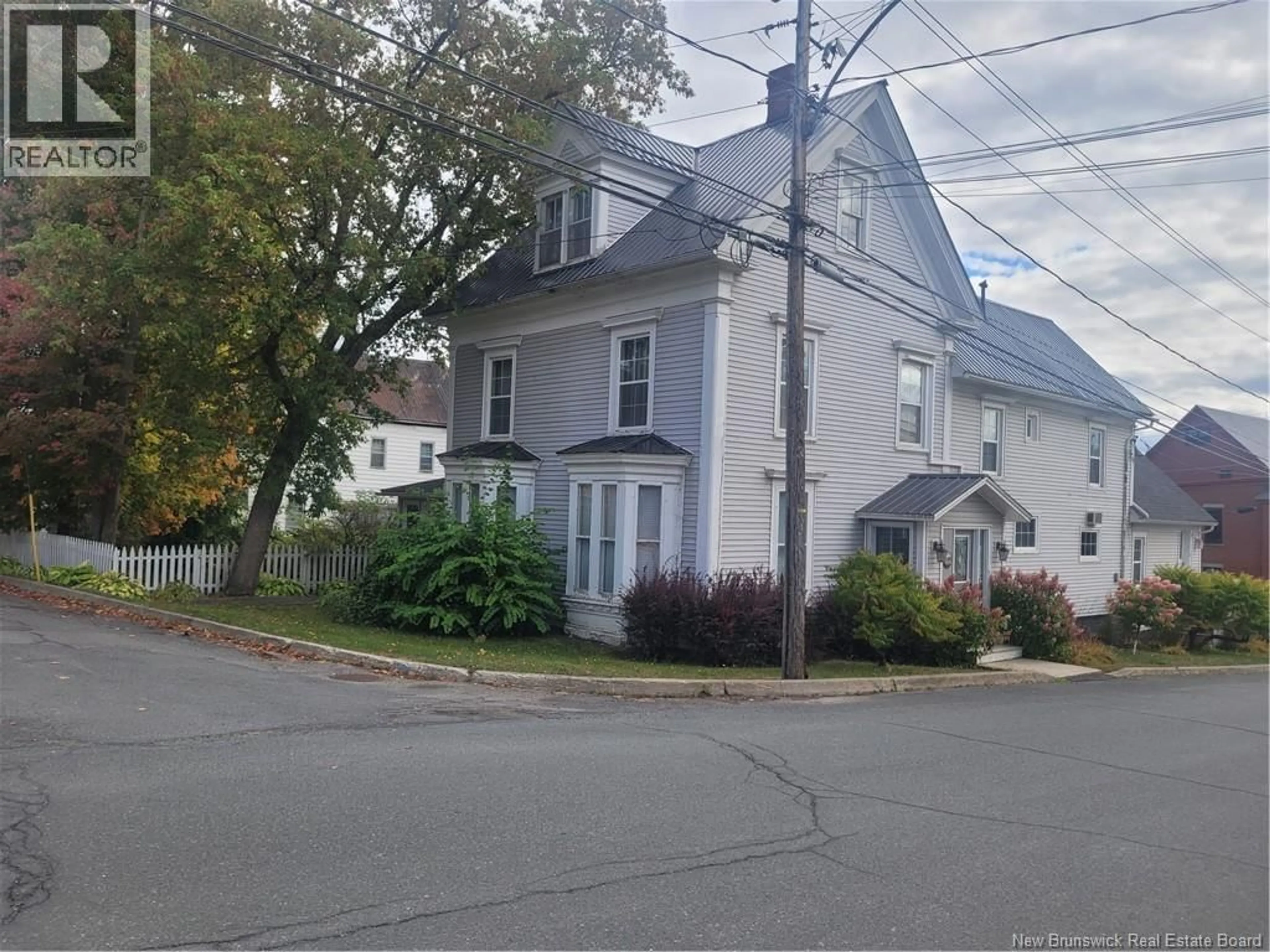 Unknown for 121 PRINCE ALBERT STREET, Woodstock New Brunswick E7M2L9