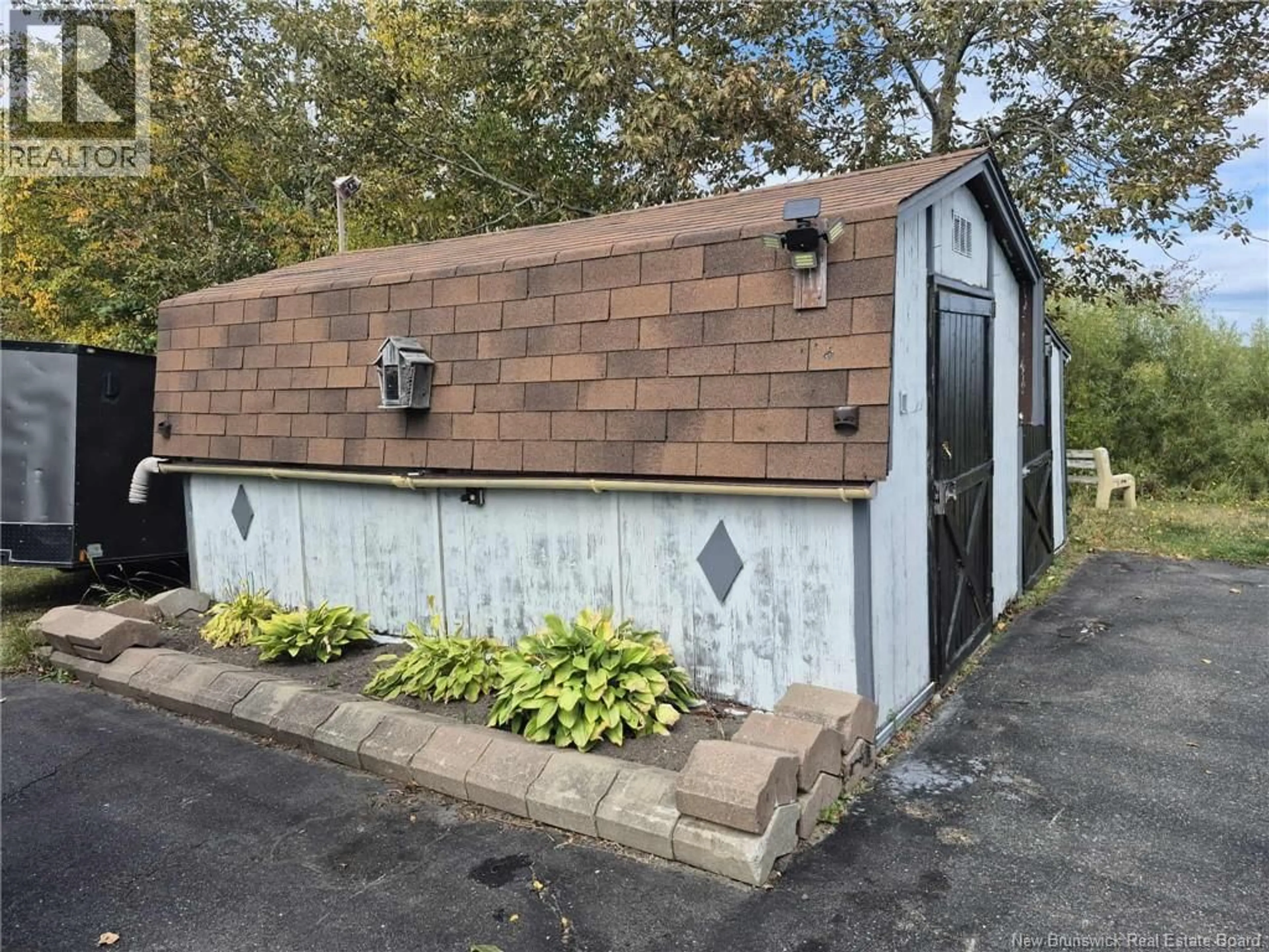 Shed for 264 RUE MARIE, Beresford New Brunswick E8K1P8