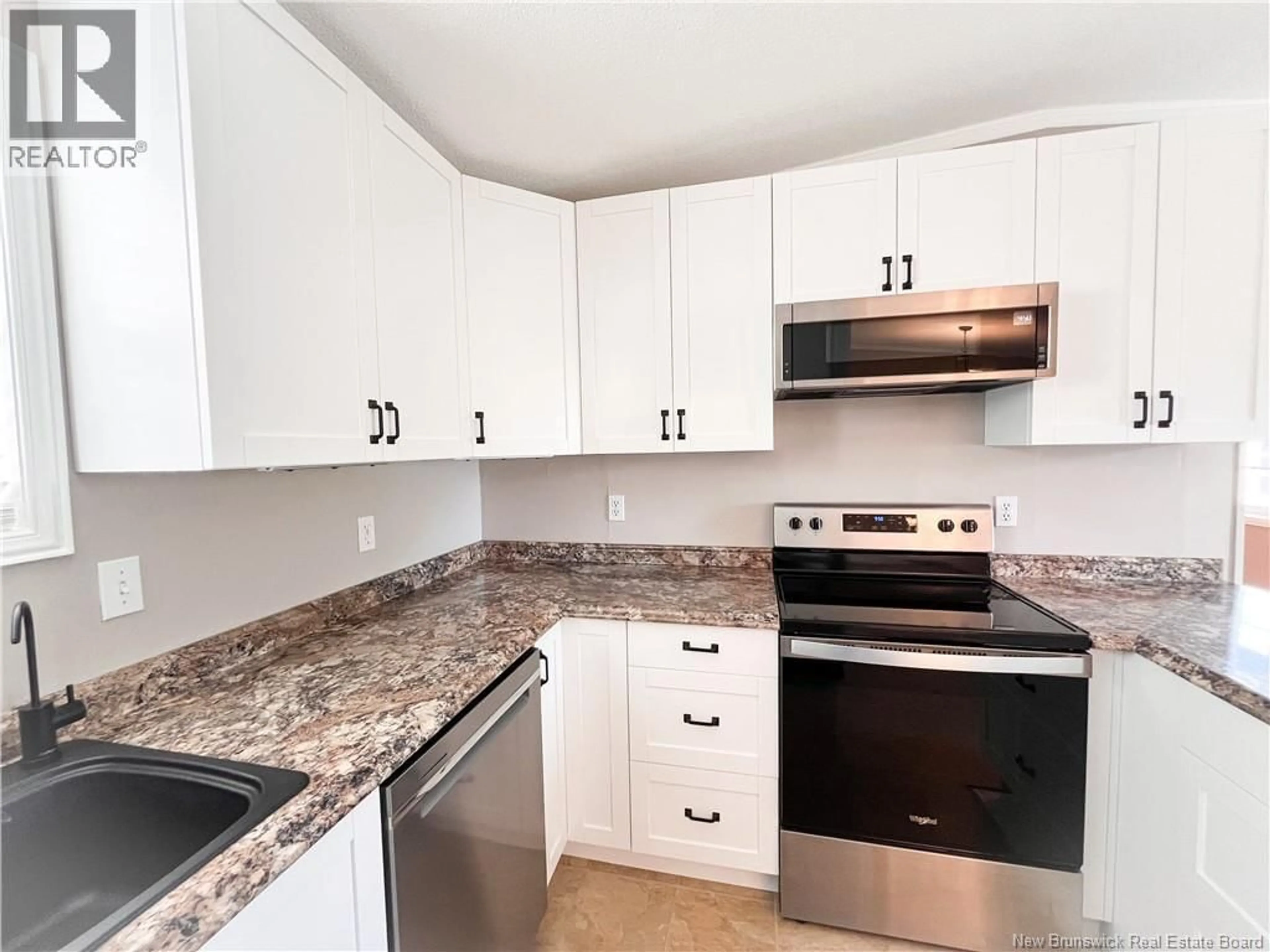 Standard kitchen, unknown for 729 WILLISTON DRIVE, Miramichi New Brunswick E1V6M9