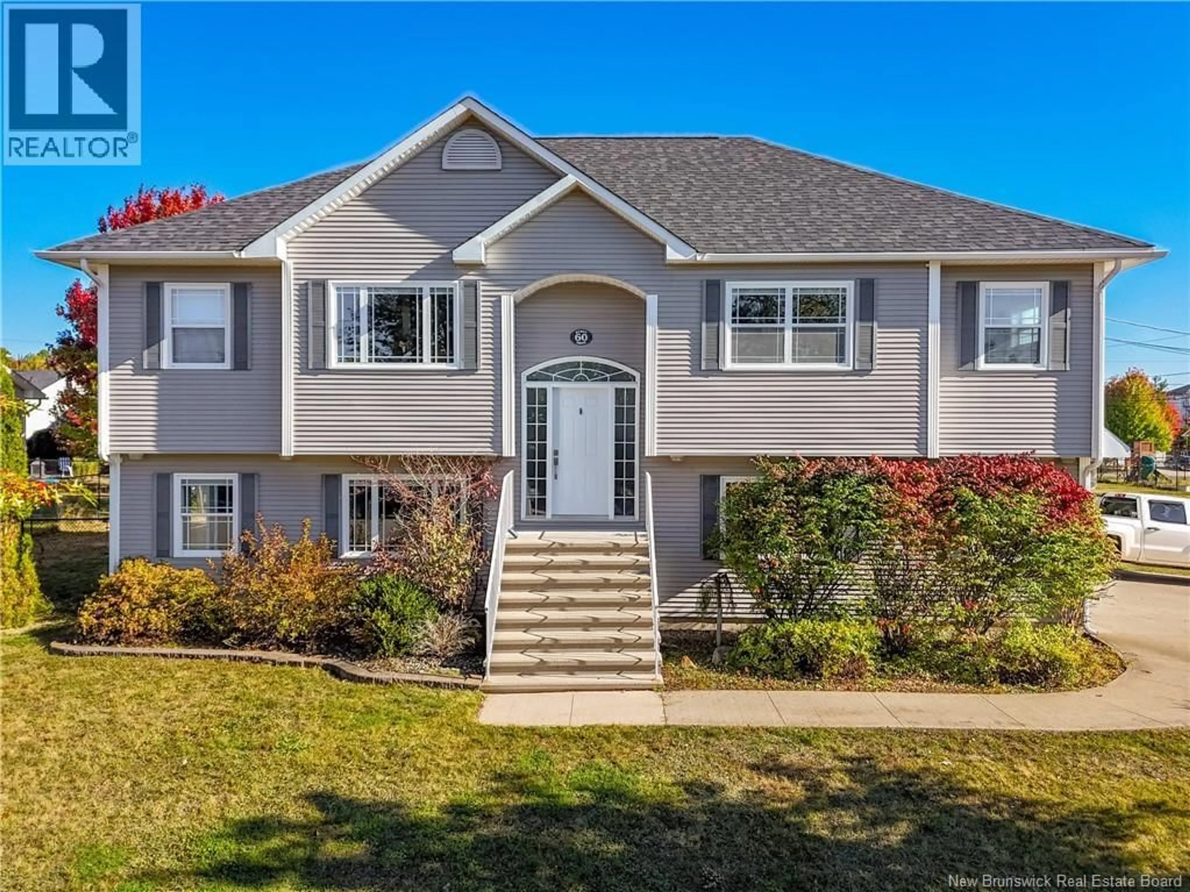 Home with vinyl exterior material, unknown for 60 HERON DRIVE, Fredericton New Brunswick E3G0X1