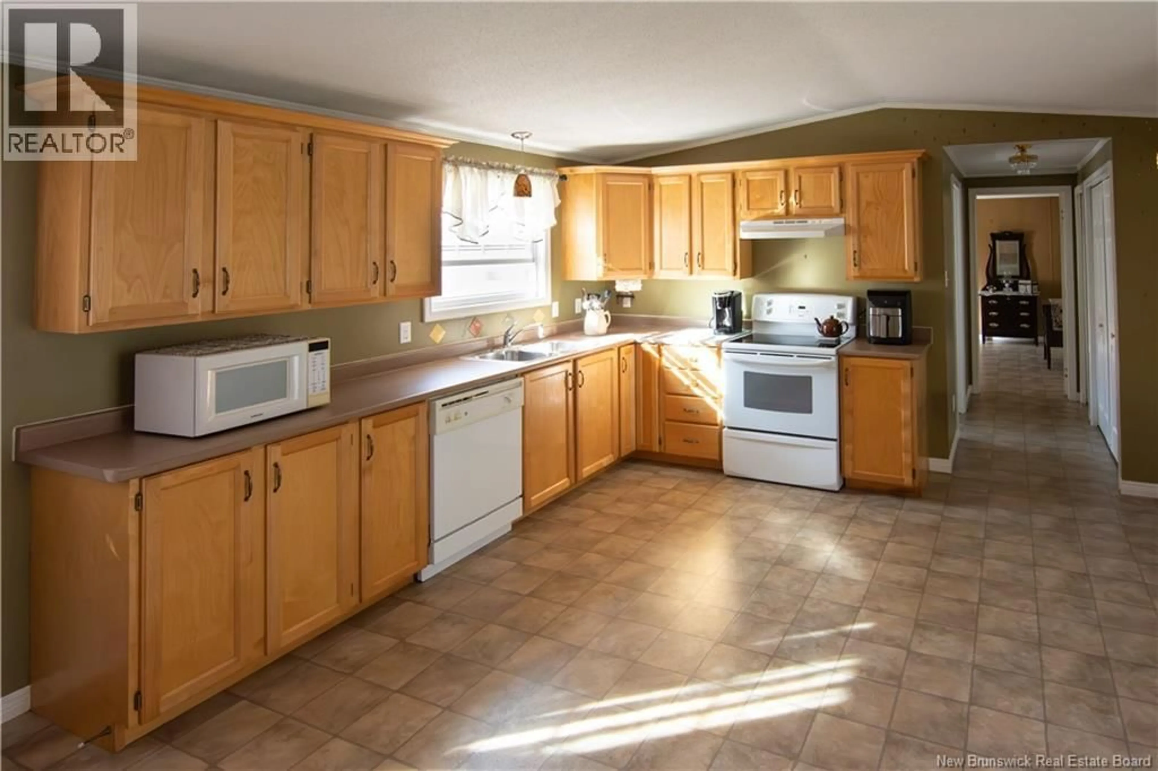 Standard kitchen, unknown for 8 WALNUT STREET, Moncton New Brunswick E1H3B7