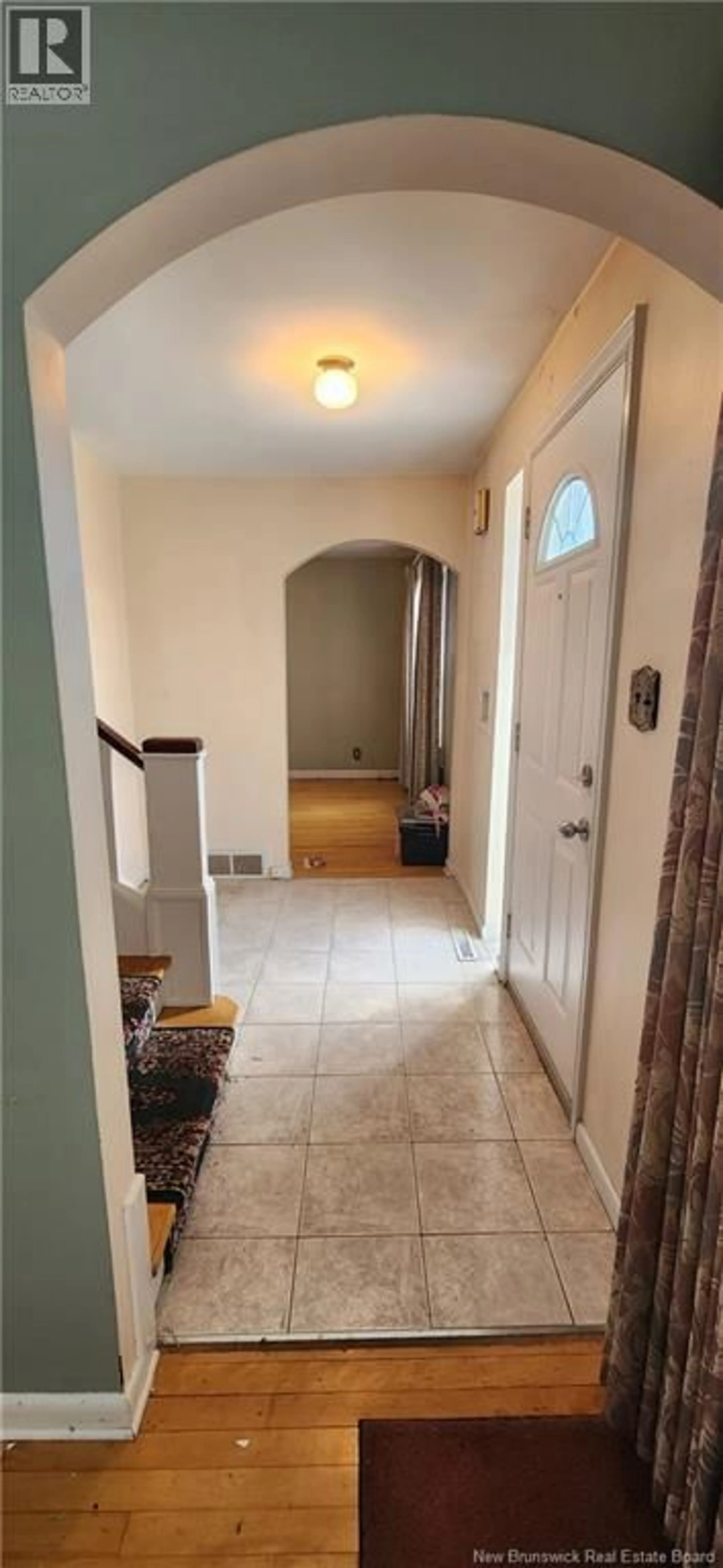 Indoor entryway for 29 MACBEATH AVENUE, Moncton New Brunswick E1C6Z2