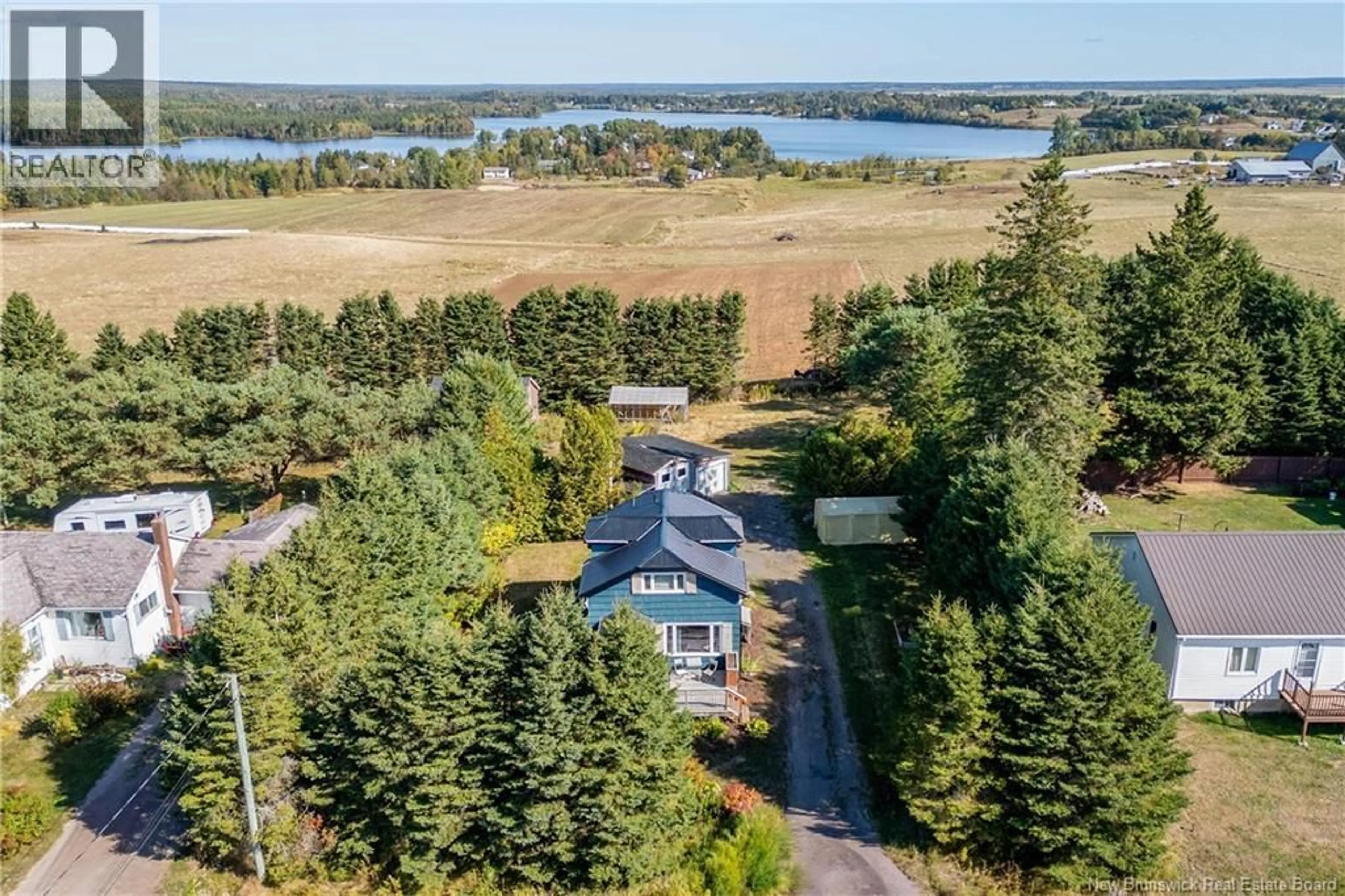 A pic from outside/outdoor area/front of a property/back of a property/a pic from drone, water/lake/river/ocean view for 31 WALKER ROAD, Sackville New Brunswick E4L3K4