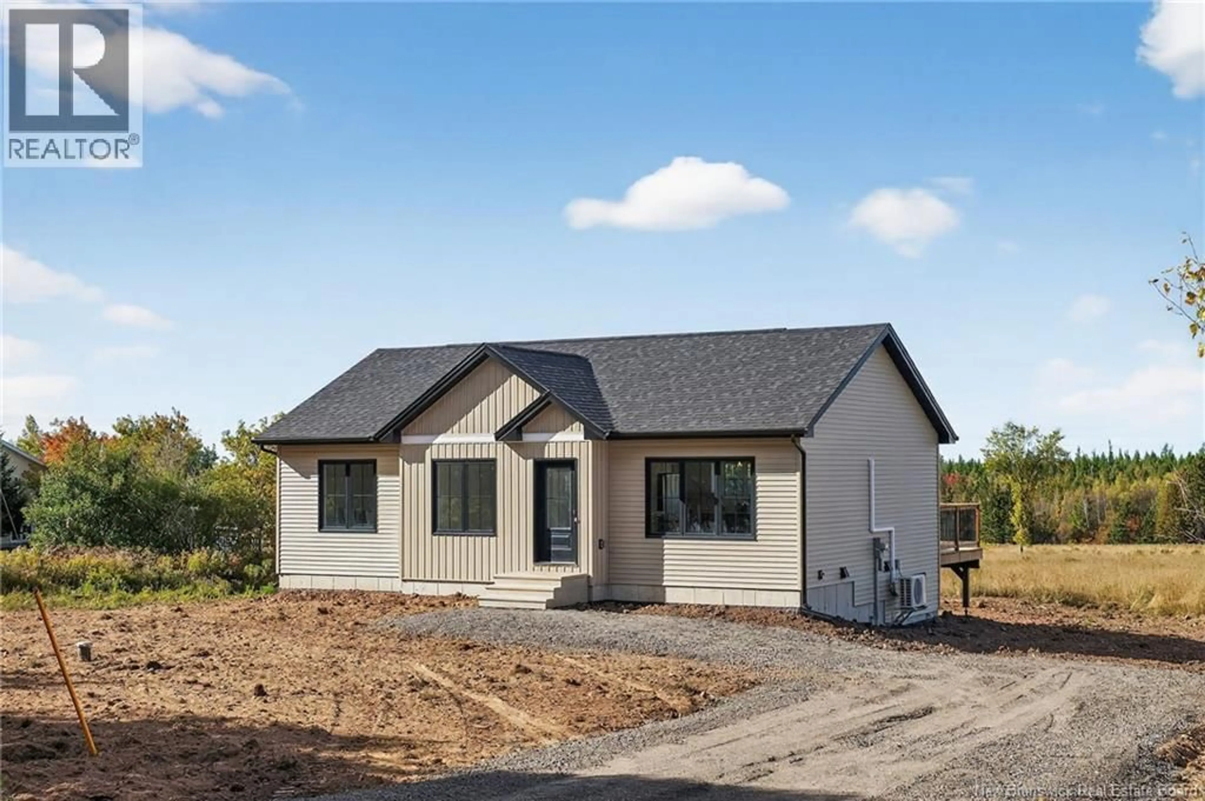 Home with vinyl exterior material, building for 75 HARRINGTON ROAD, Steeves Mountain New Brunswick E1G3X5