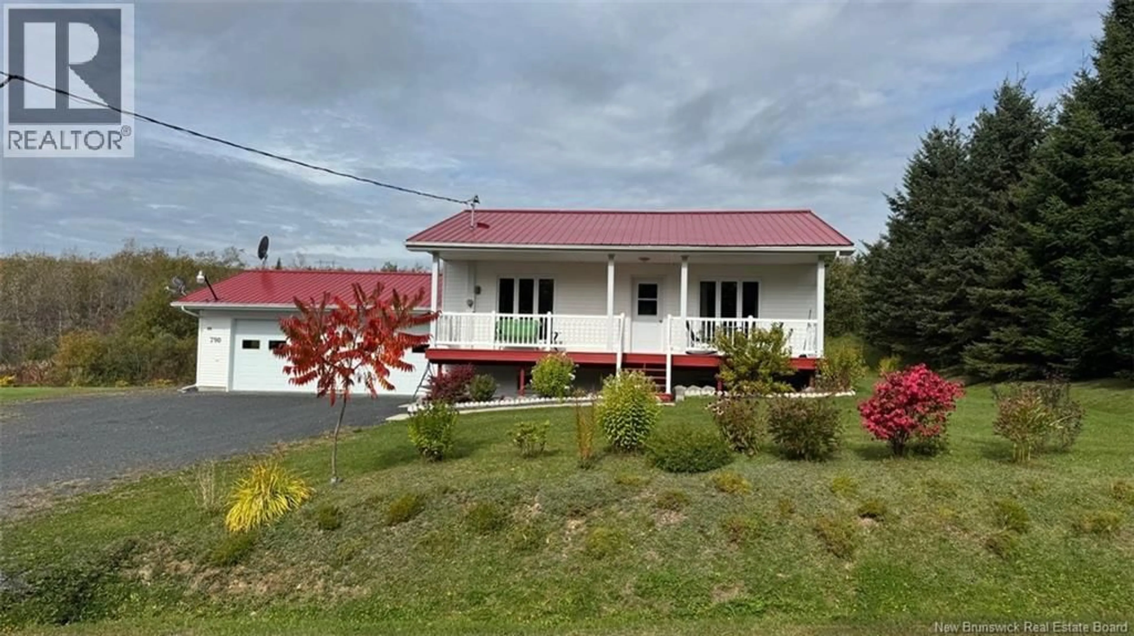 A pic from outside/outdoor area/front of a property/back of a property/a pic from drone, street for 790 MARTIN ROAD, Sainte-Anne-De-Madawaska New Brunswick E7E1R2