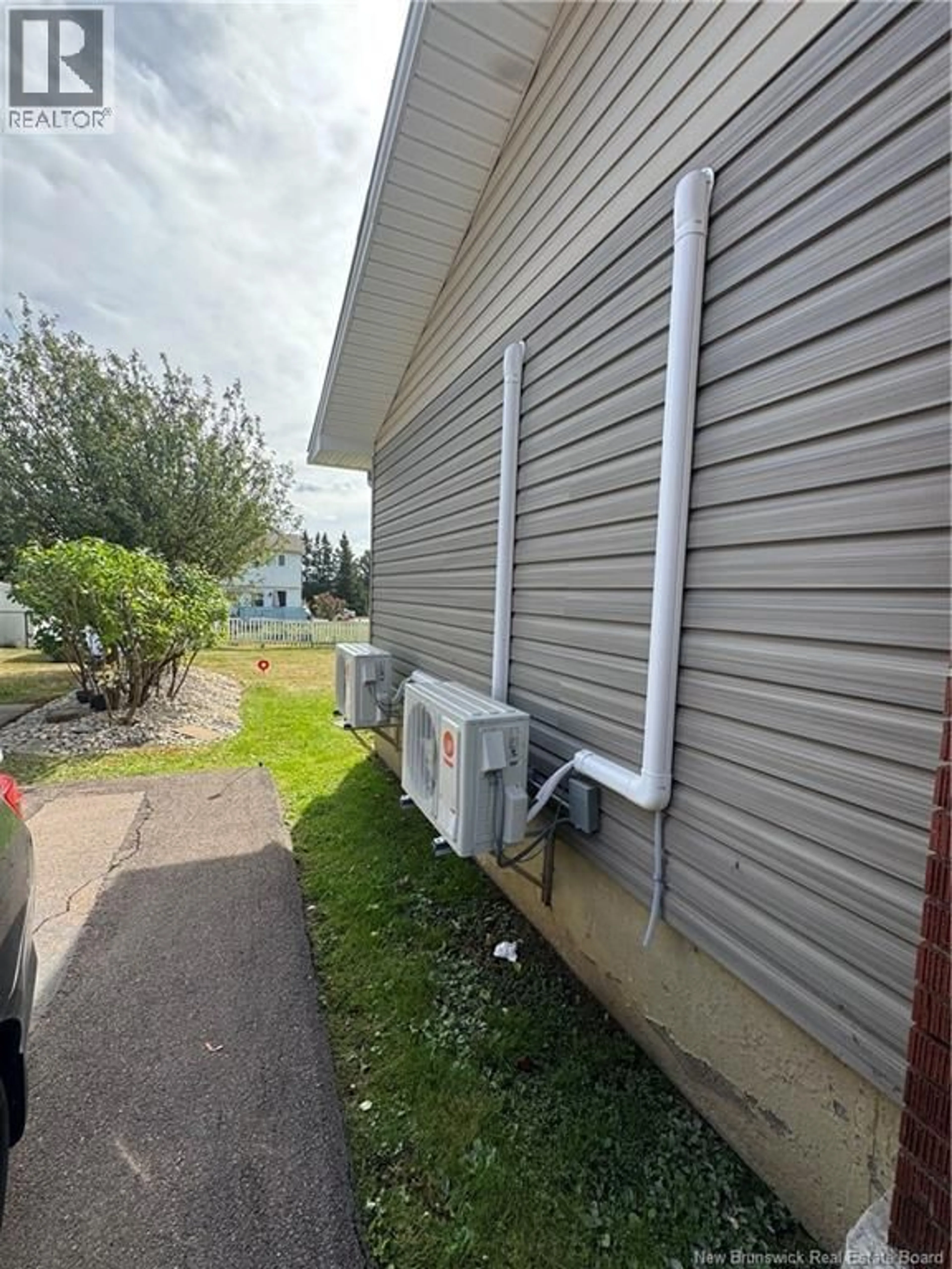 Unknown for 38 VINE AVENUE, Moncton New Brunswick E1E1K1