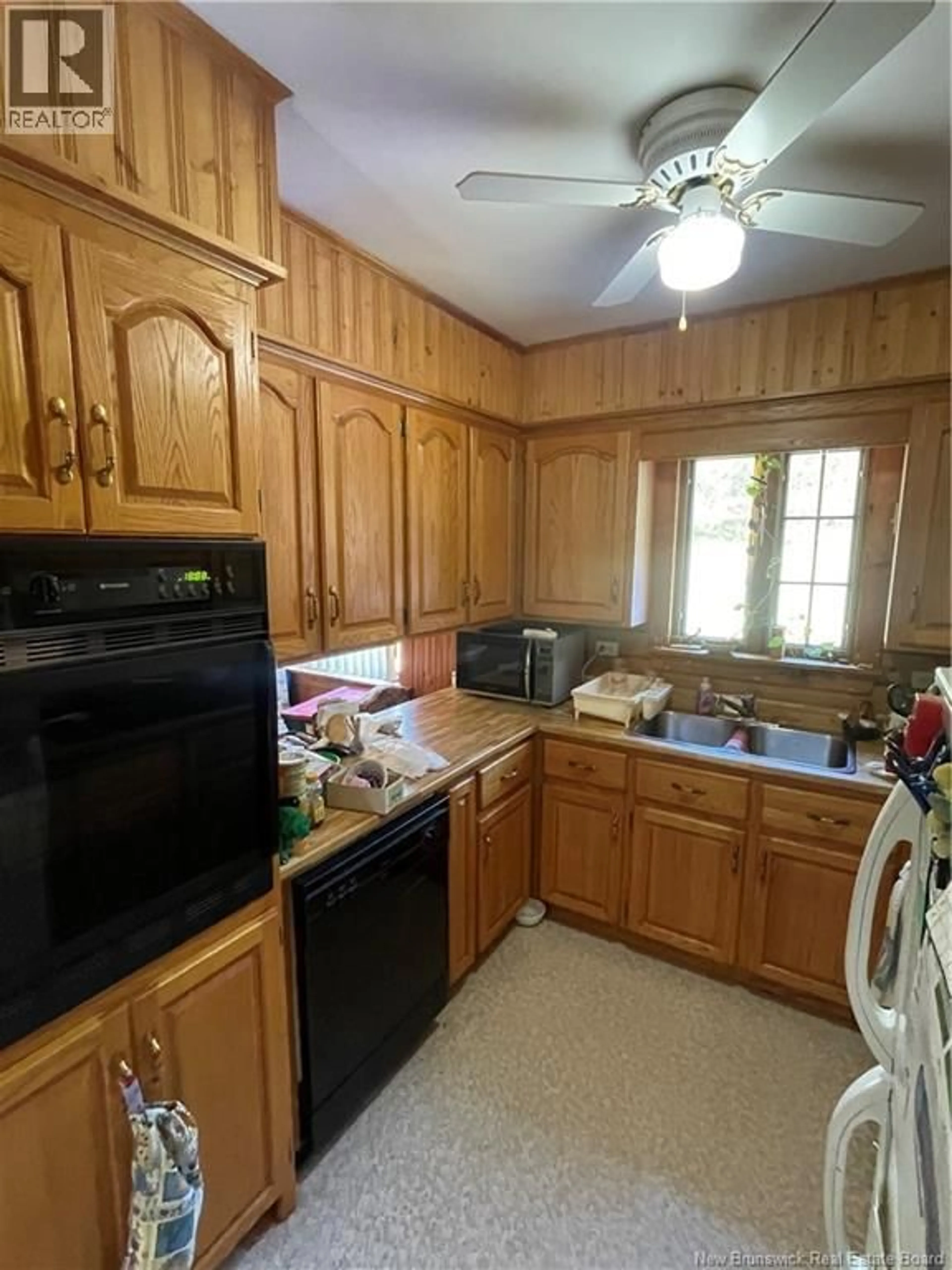 Standard kitchen, unknown for 988 ROUTE 170, Oak Bay New Brunswick E3L4A8