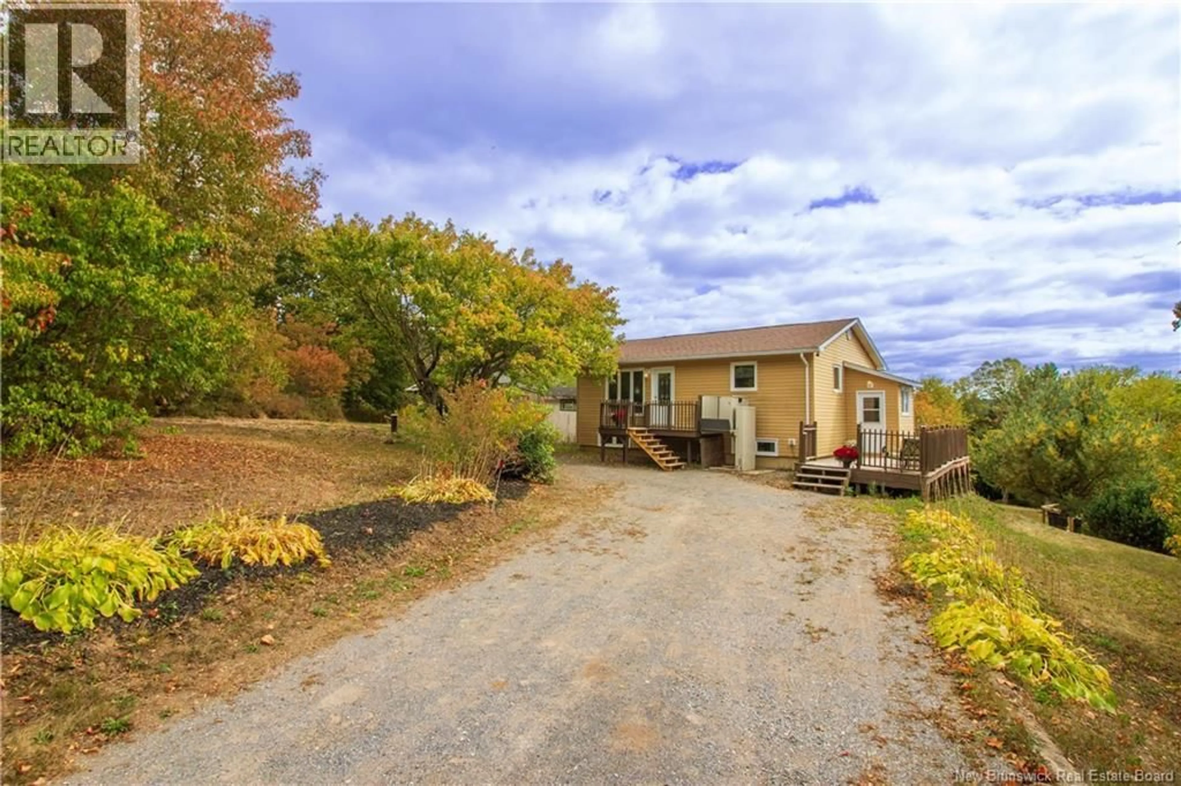 A pic from outside/outdoor area/front of a property/back of a property/a pic from drone, street for 1469 ROUTE 845, Clifton Royal New Brunswick E5S2G6