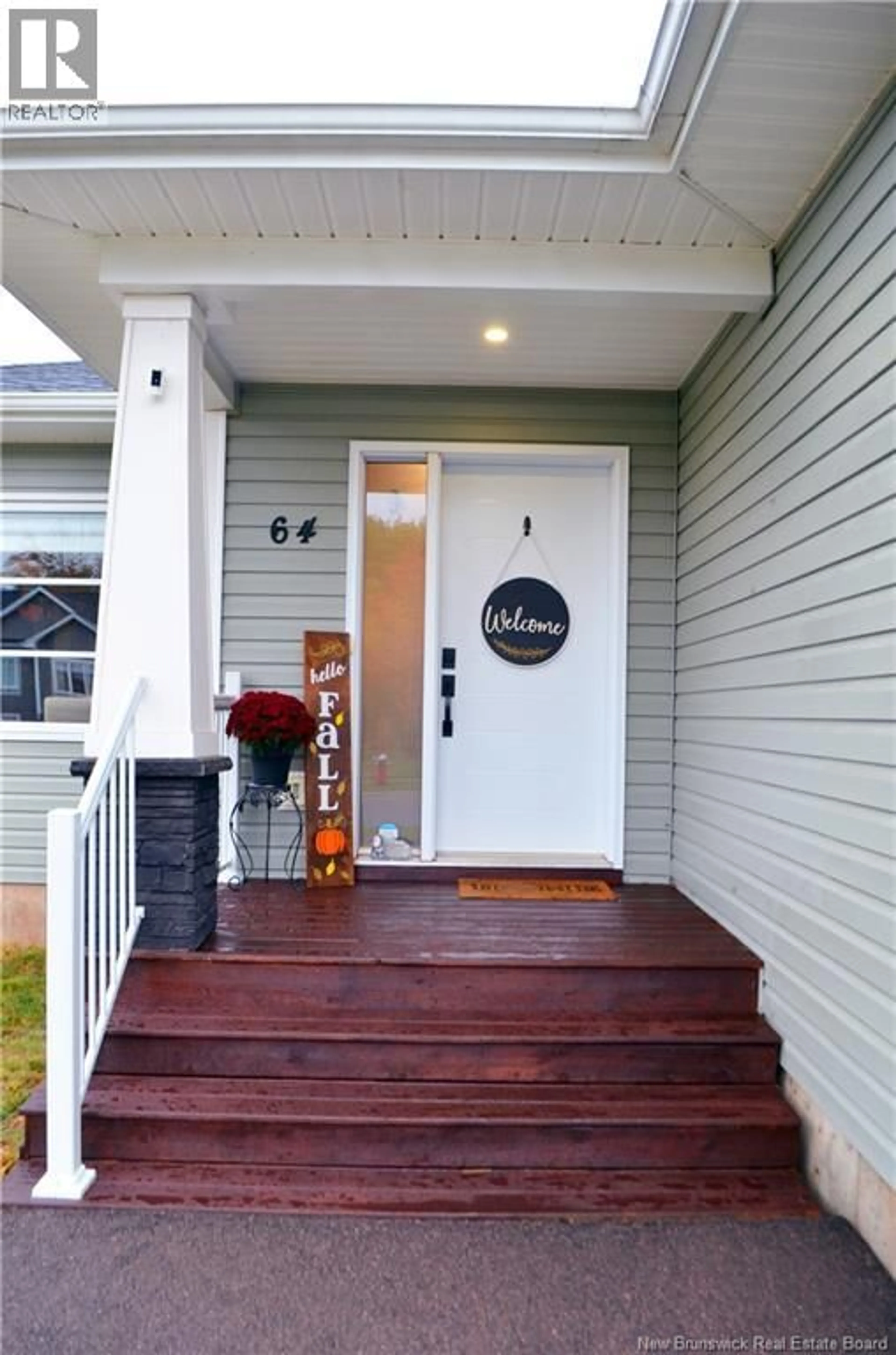Indoor entryway for 64 AMITY STREET, Moncton New Brunswick E1G0S3