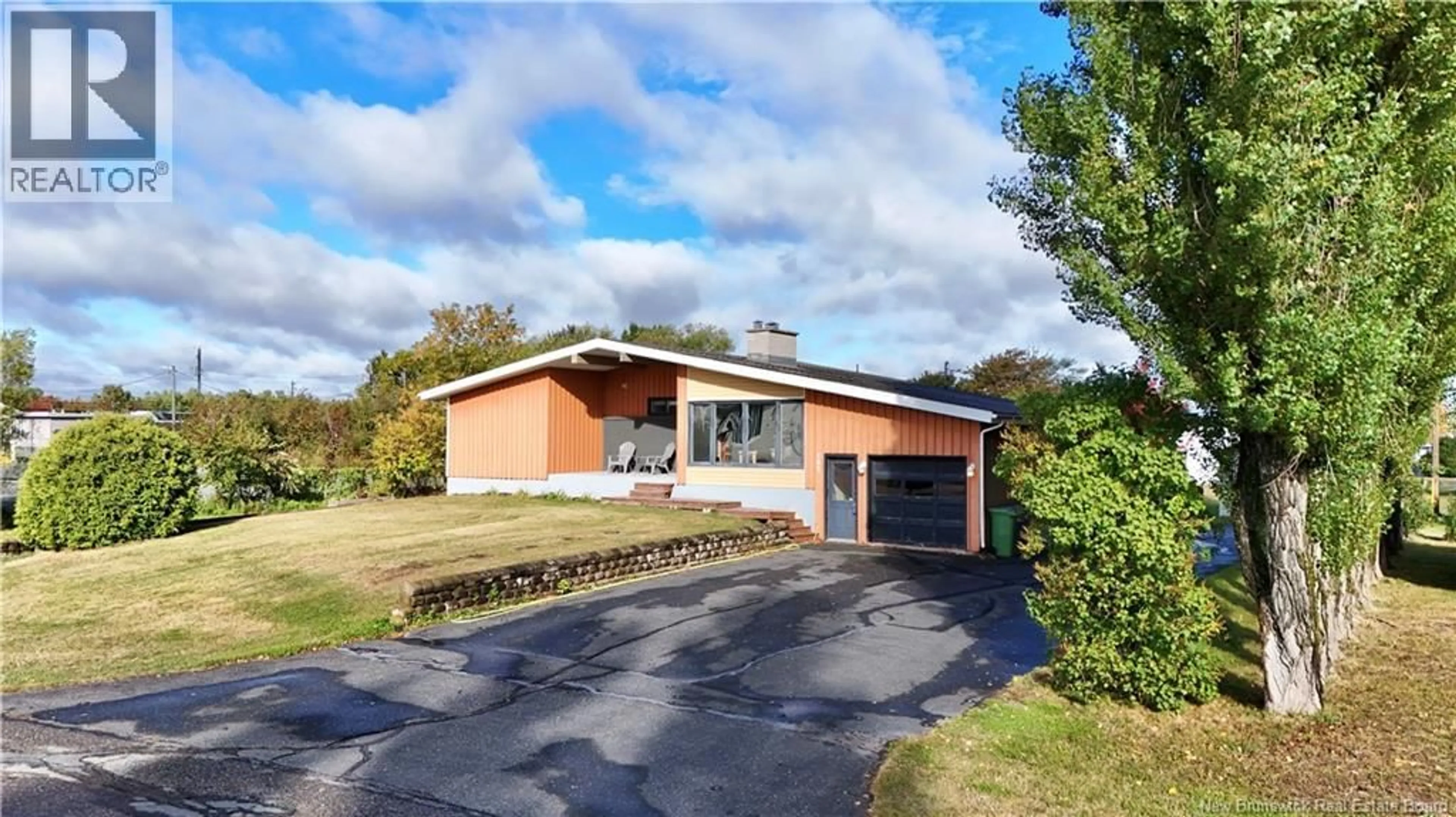 A pic from outside/outdoor area/front of a property/back of a property/a pic from drone, street for 262 JASMINE, Beresford New Brunswick E8K1M4