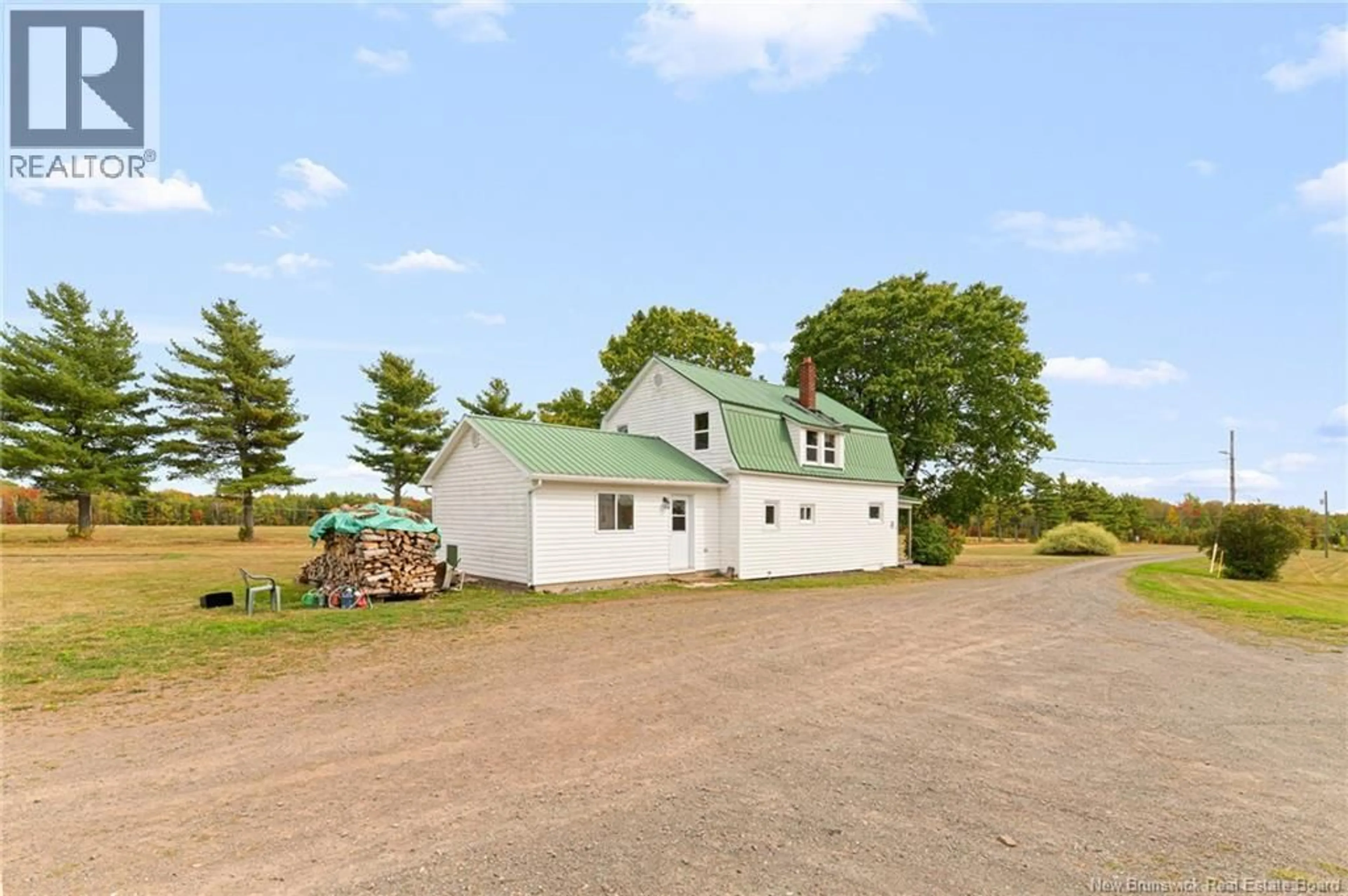 A pic from outside/outdoor area/front of a property/back of a property/a pic from drone, building for 836 SCOTCH SETTLEMENT, Irishtown New Brunswick E1H1Y4