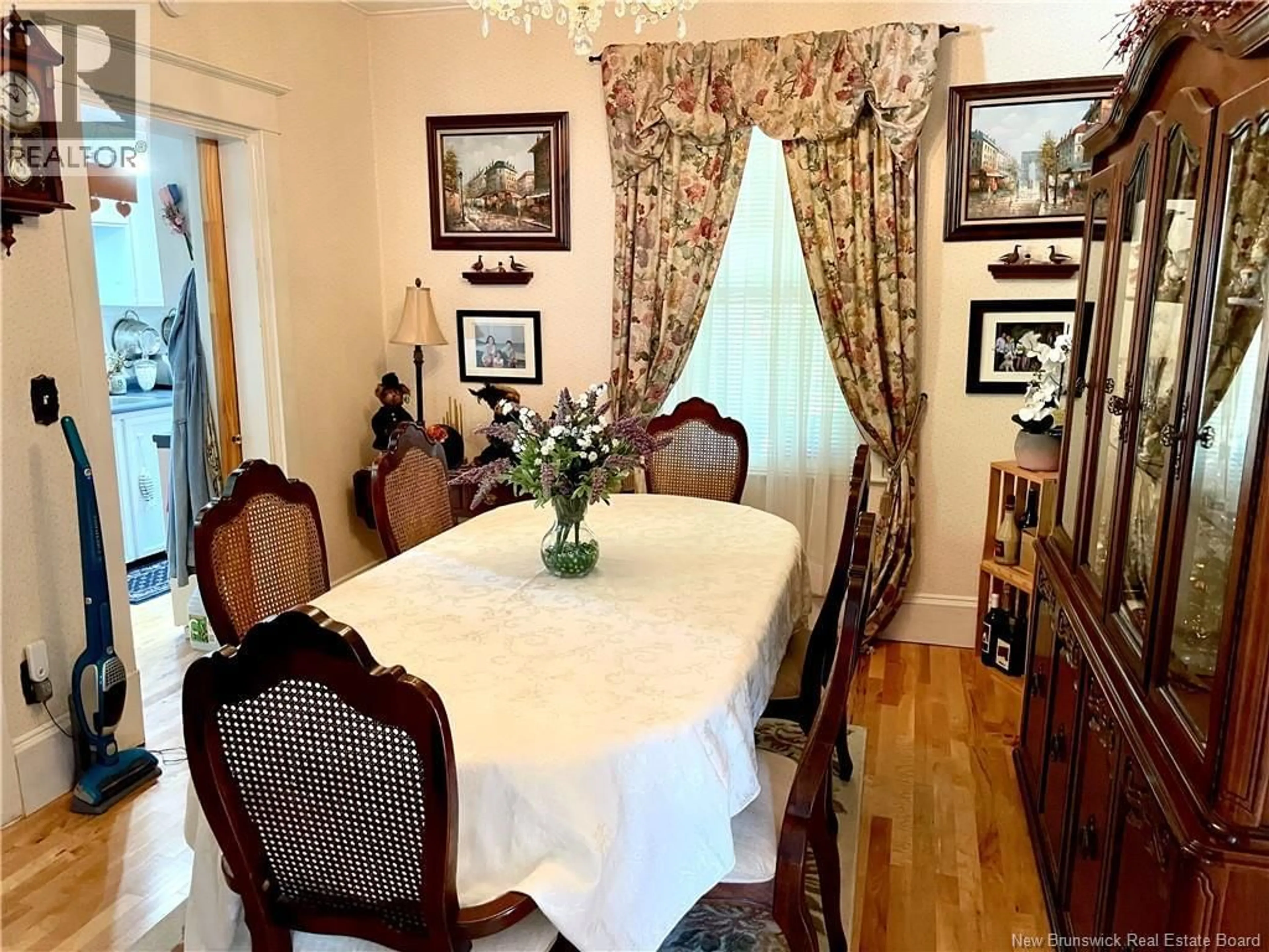 Dining room, wood/laminate floor for 35 DIPPER HARBOUR ROAD, Dipper Harbour New Brunswick E5J1X1