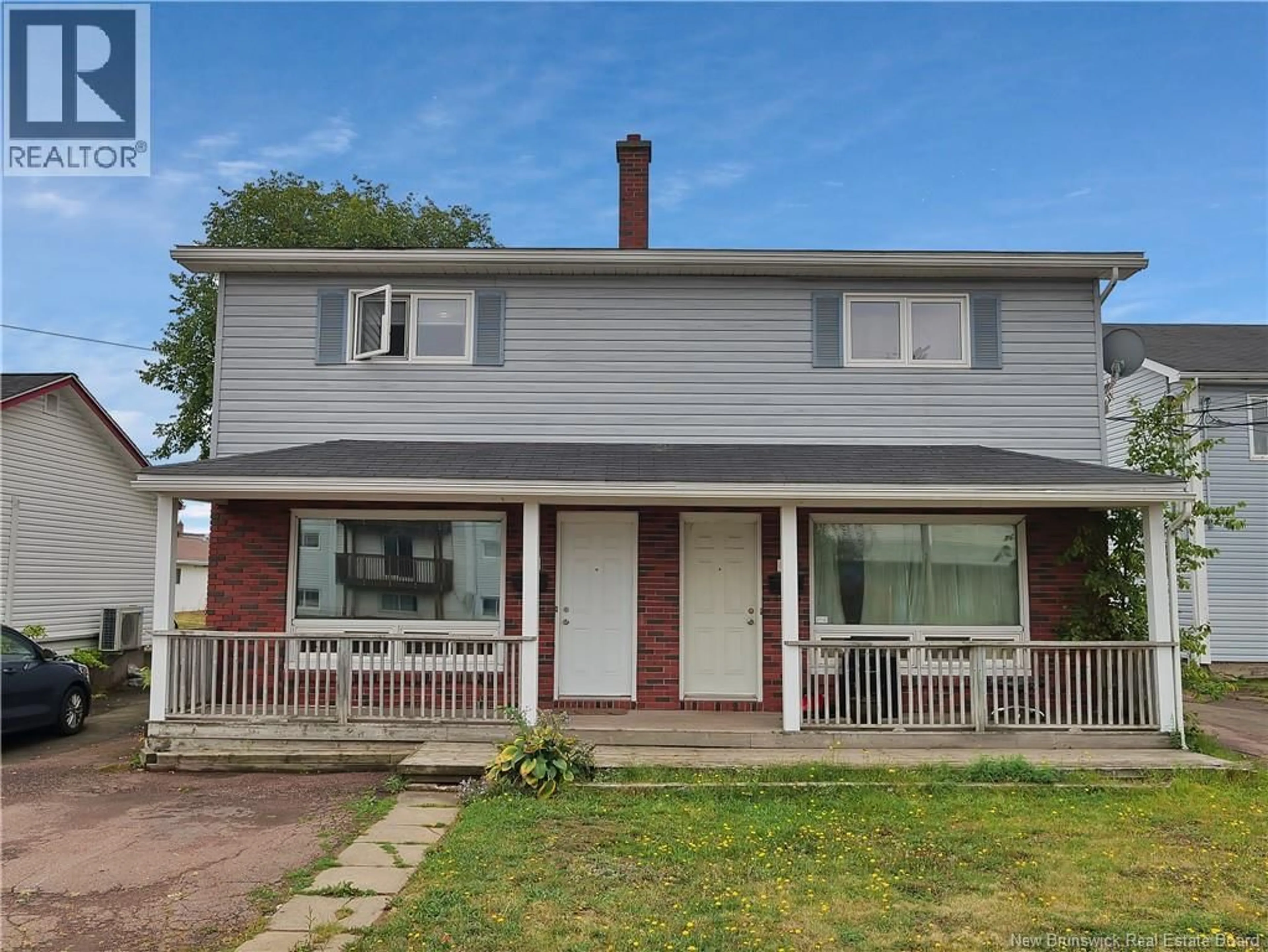 Home with vinyl exterior material, street for 118-120 VAIL STREET, Moncton New Brunswick E1A3L4