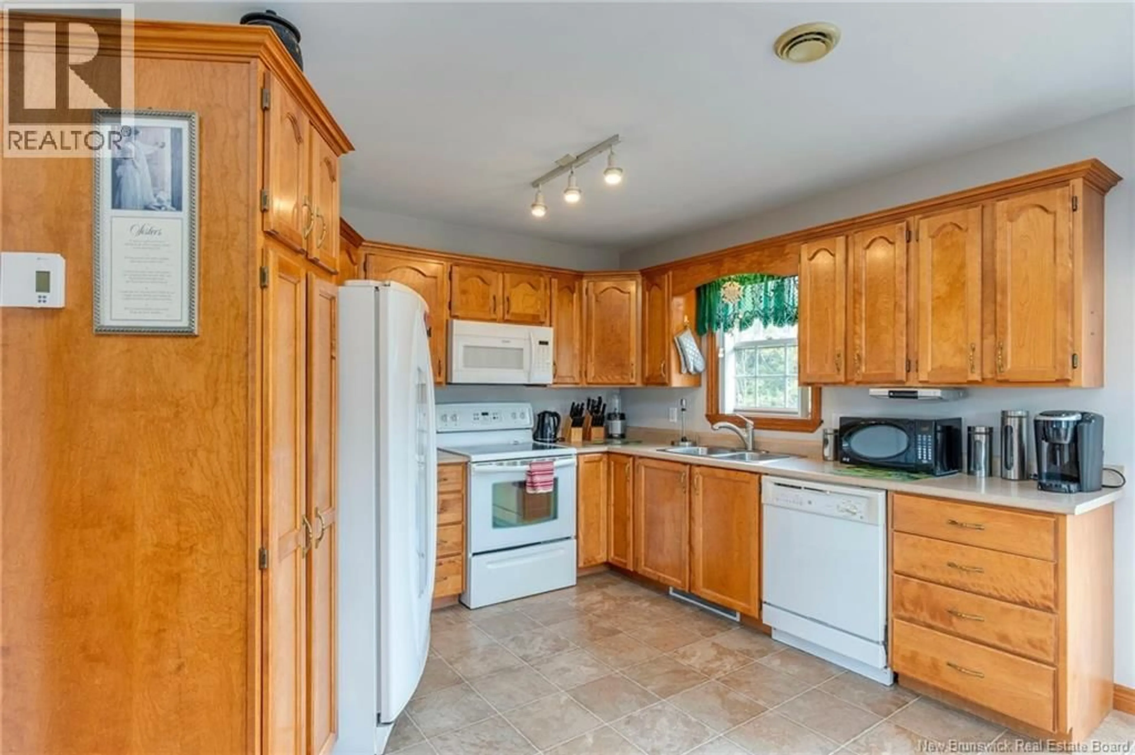 Standard kitchen, ceramic/tile floor for 174 BRITISH SETTLEMENT ROAD, British Settlement New Brunswick E4L2G3