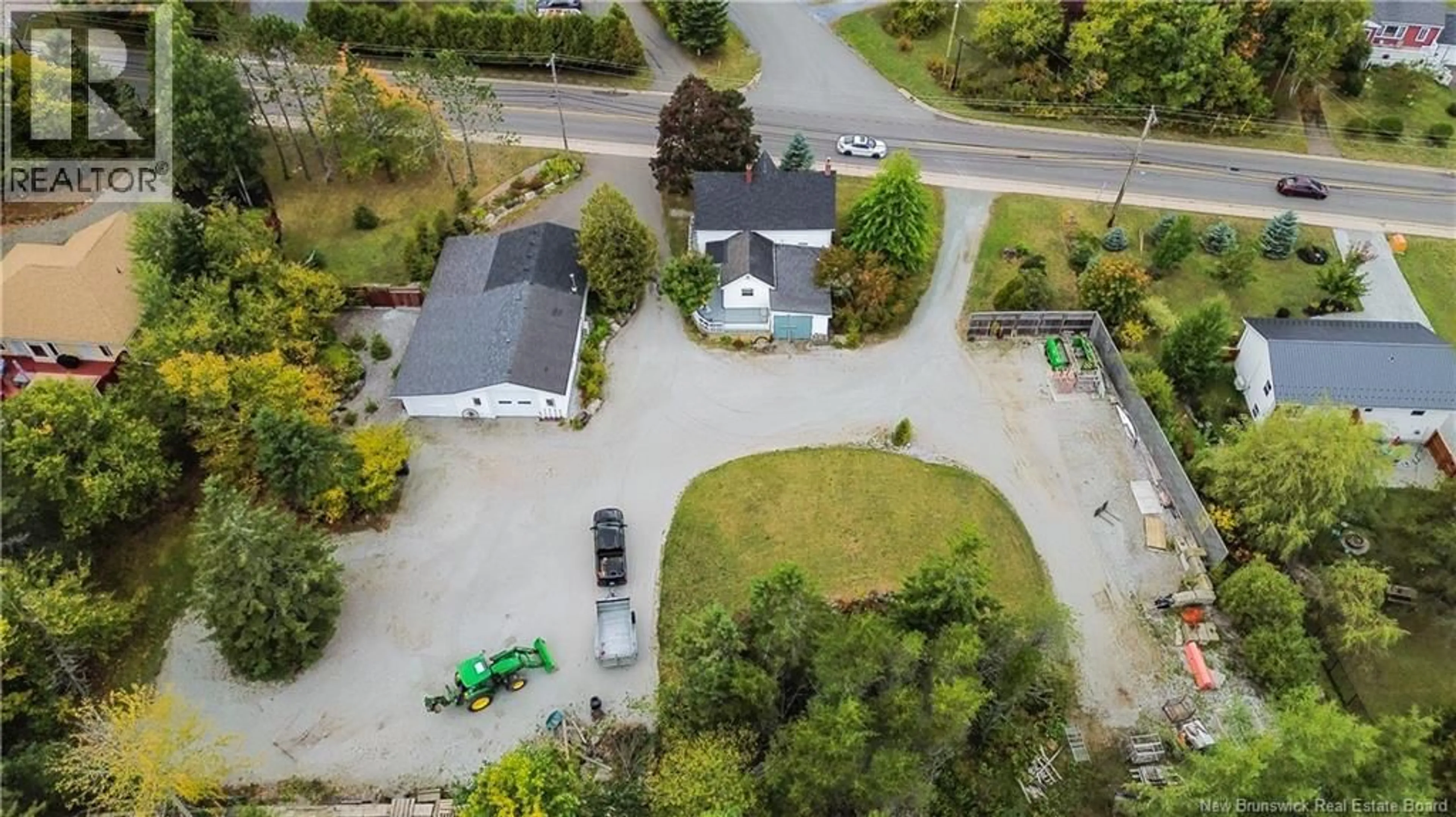 A pic from outside/outdoor area/front of a property/back of a property/a pic from drone, street for 416 HAMPTON ROAD, Quispamsis New Brunswick E2E4V5