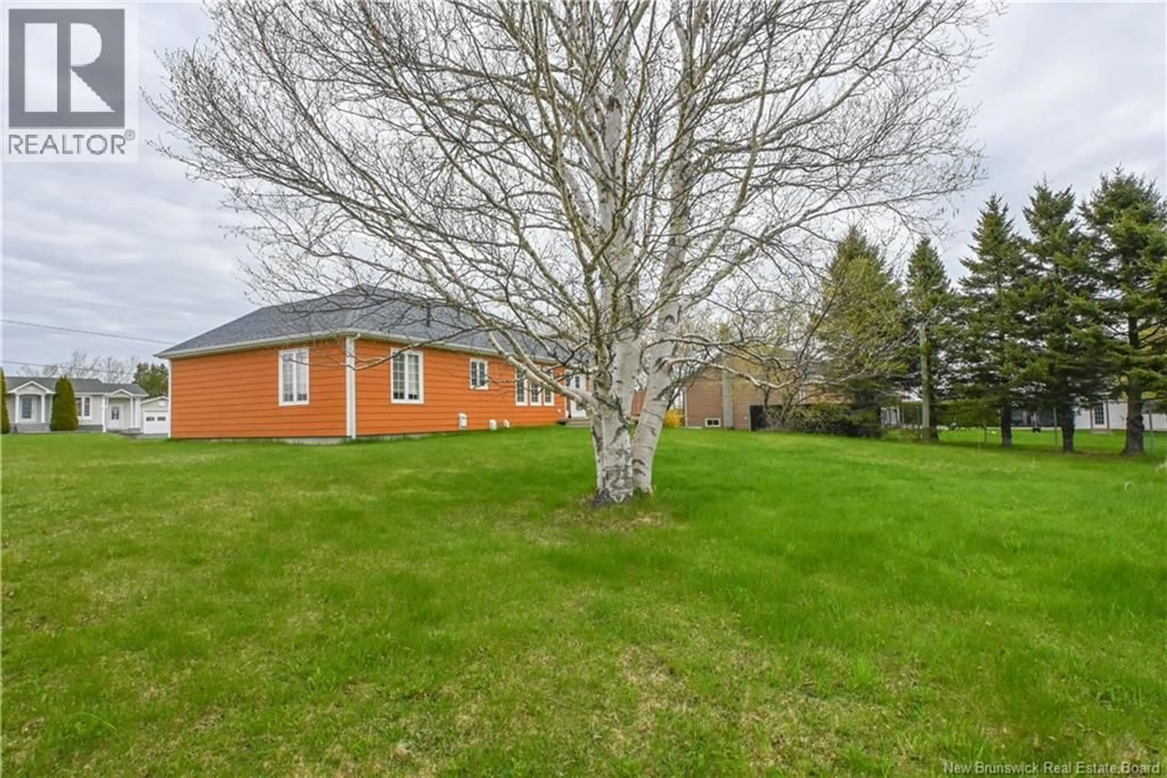 Patio, unknown for 418 WADE STREET, Tracadie New Brunswick E1X1E2