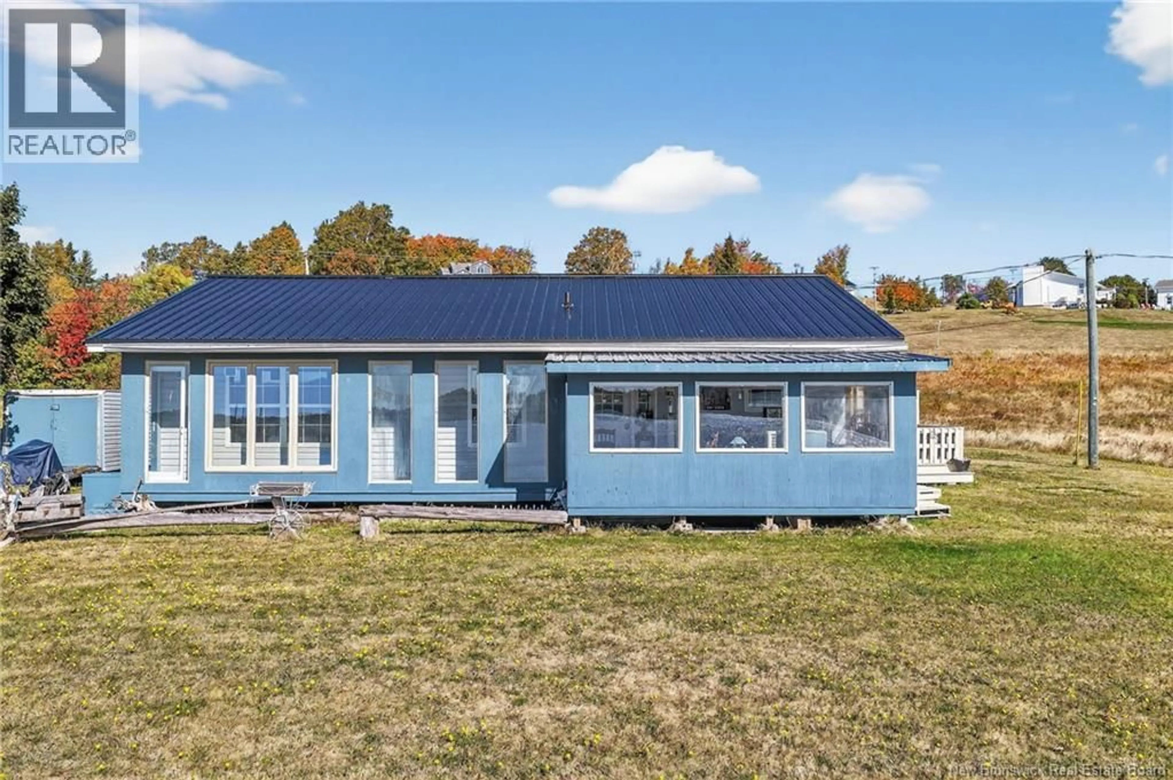 Home with vinyl exterior material, unknown for 11411 ROUTE 515, Bouctouche Cove New Brunswick E4S4J5