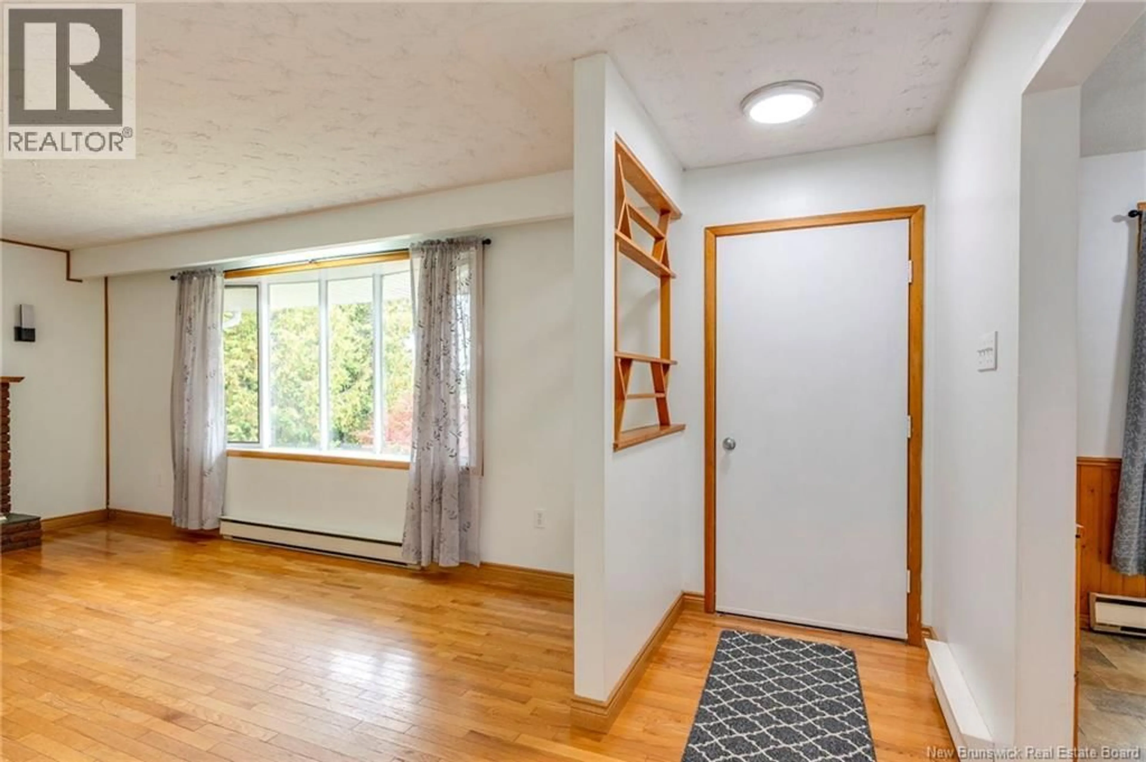 Indoor entryway for 70 STOCK FARM ROAD, Quispamsis New Brunswick E2G2A4