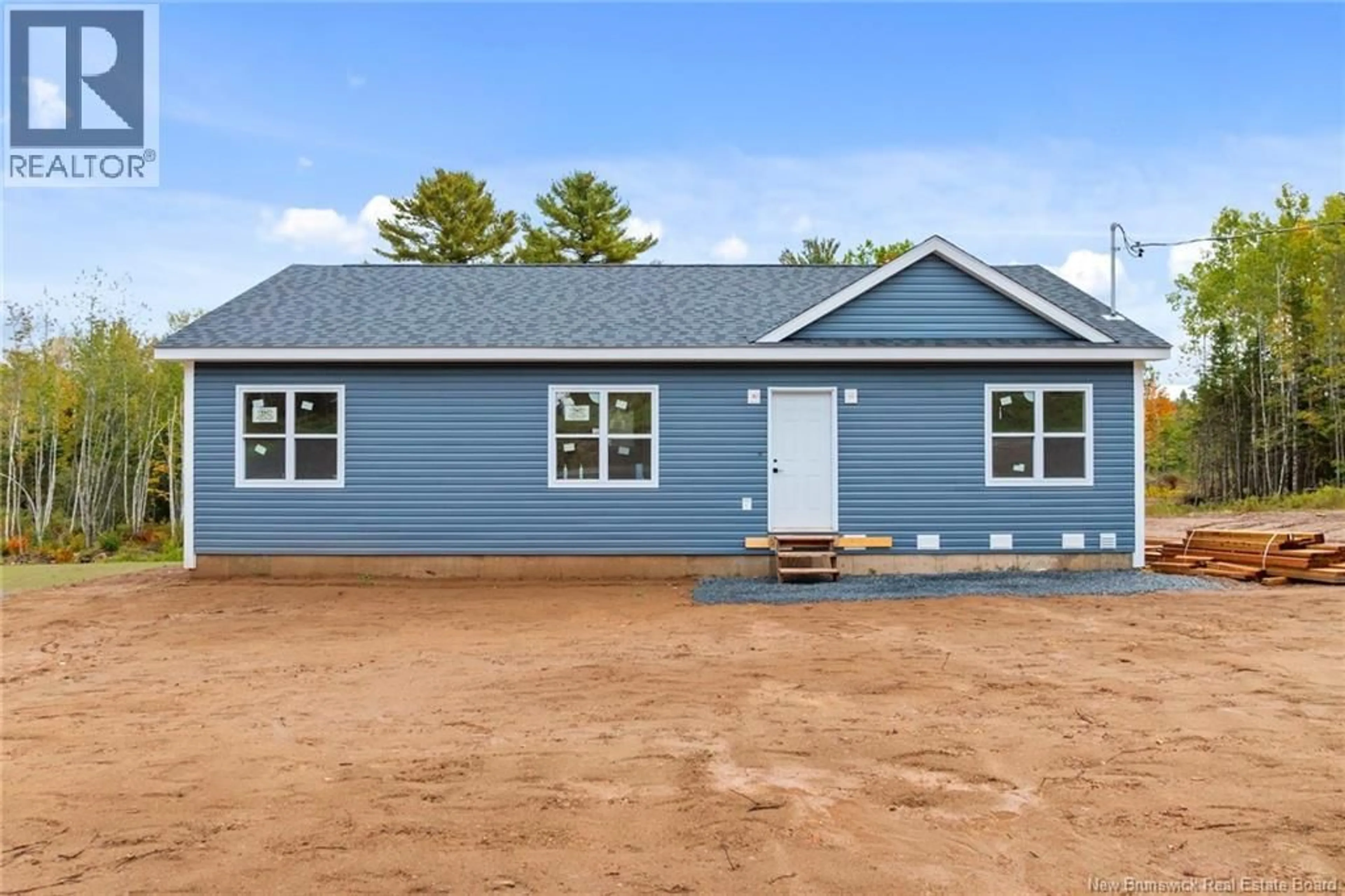 Home with vinyl exterior material, building for 124 HORSEMAN ROAD, Fredericton Junction New Brunswick E5L1W5