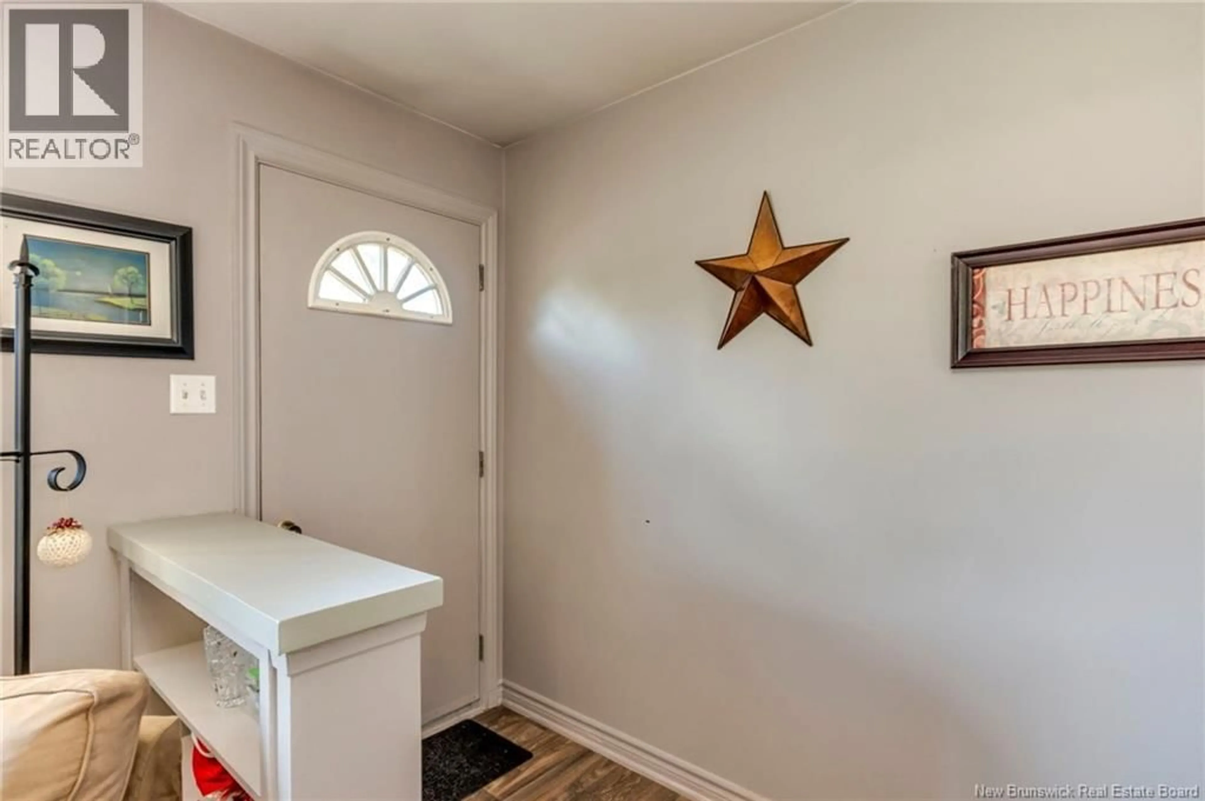 Indoor entryway for 31 LAWSON AVENUE, Riverview New Brunswick E1B3R1