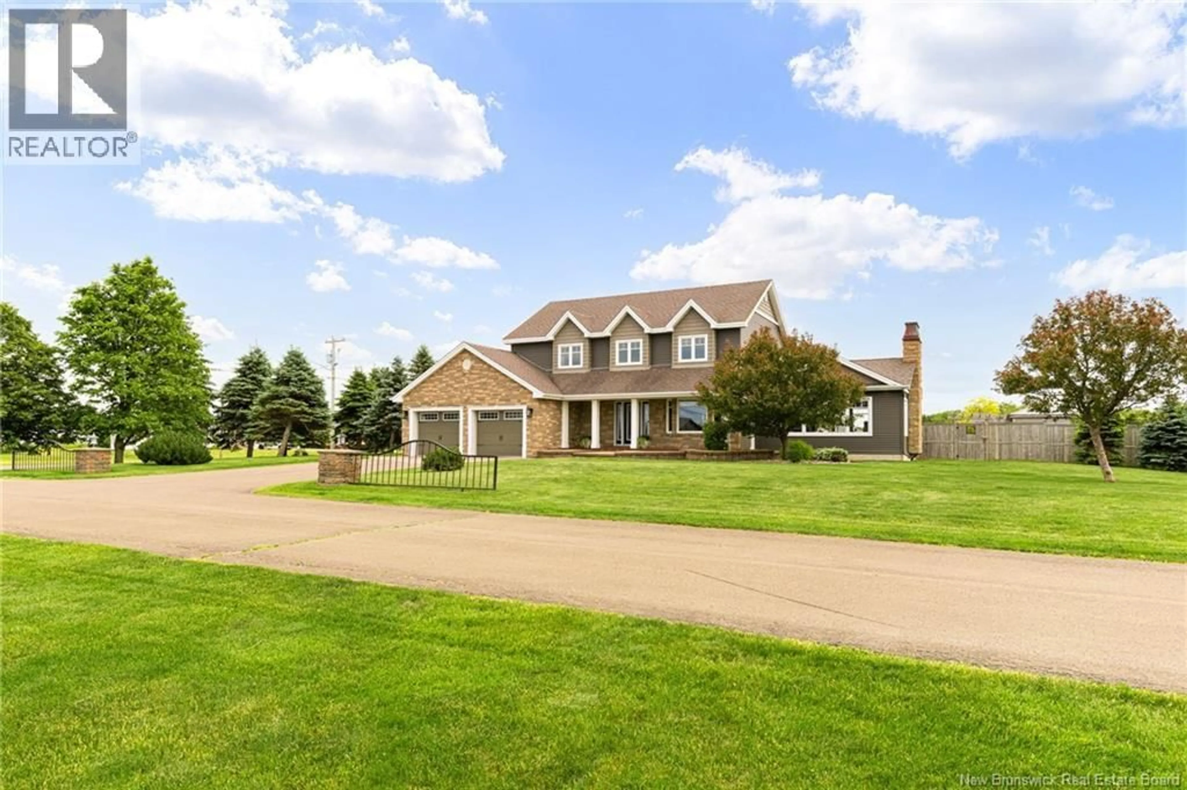 A pic from outside/outdoor area/front of a property/back of a property/a pic from drone, building for 16 ALLEE DES CRABIERS, Cap-Pelé New Brunswick E4N1R6
