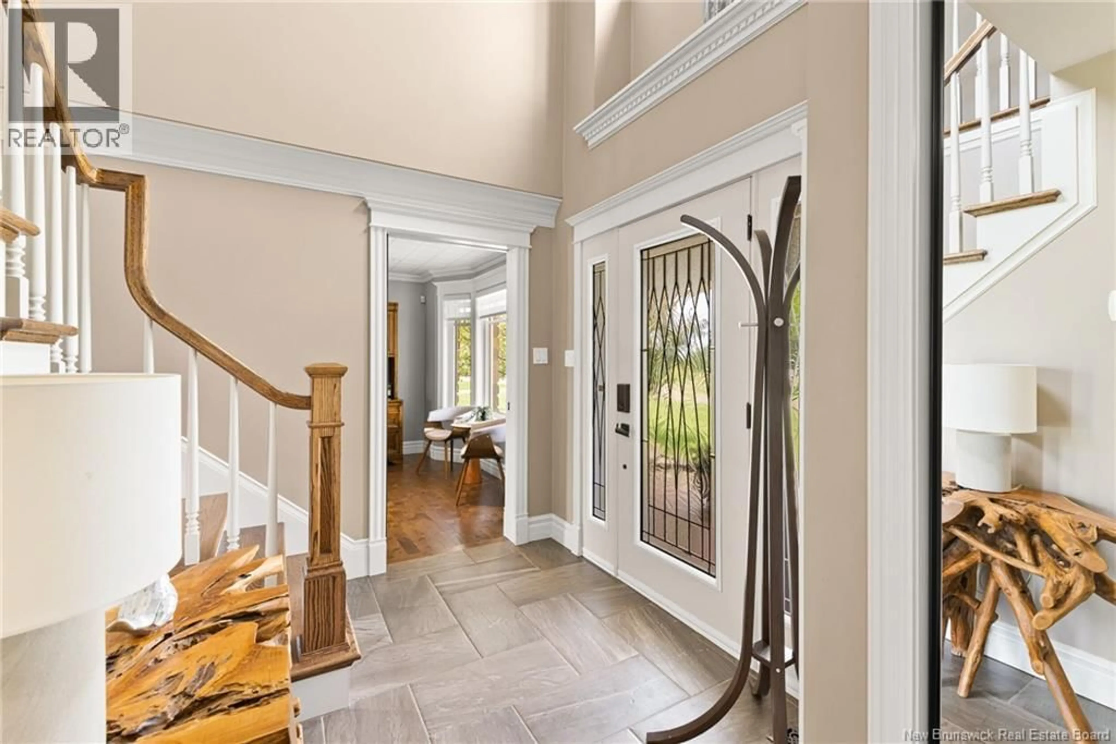 Indoor entryway for 16 ALLEE DES CRABIERS, Cap-Pelé New Brunswick E4N1R6