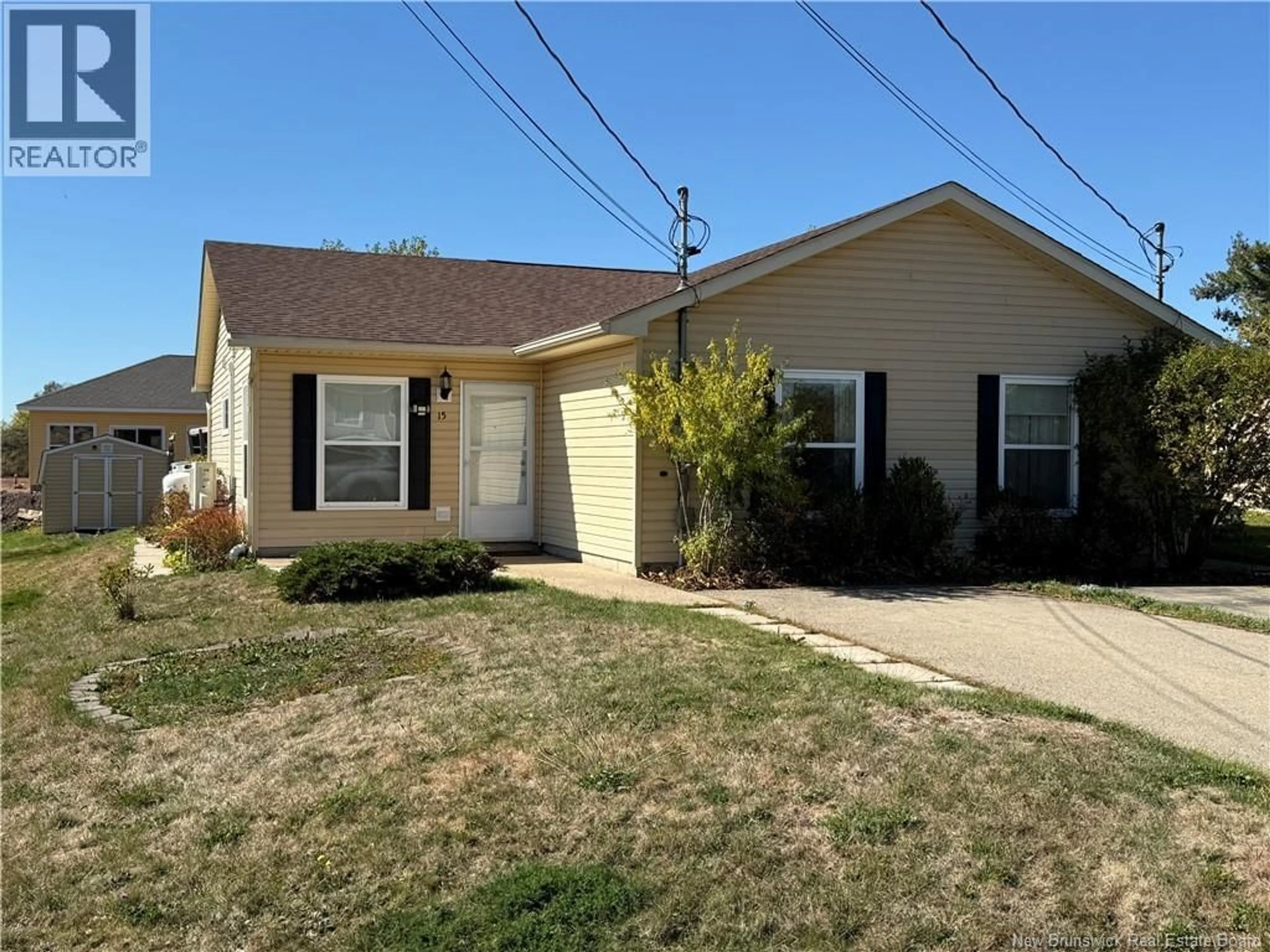 Home with vinyl exterior material, street for 15 IMPERIAL DRIVE, Sussex New Brunswick E4E0A7
