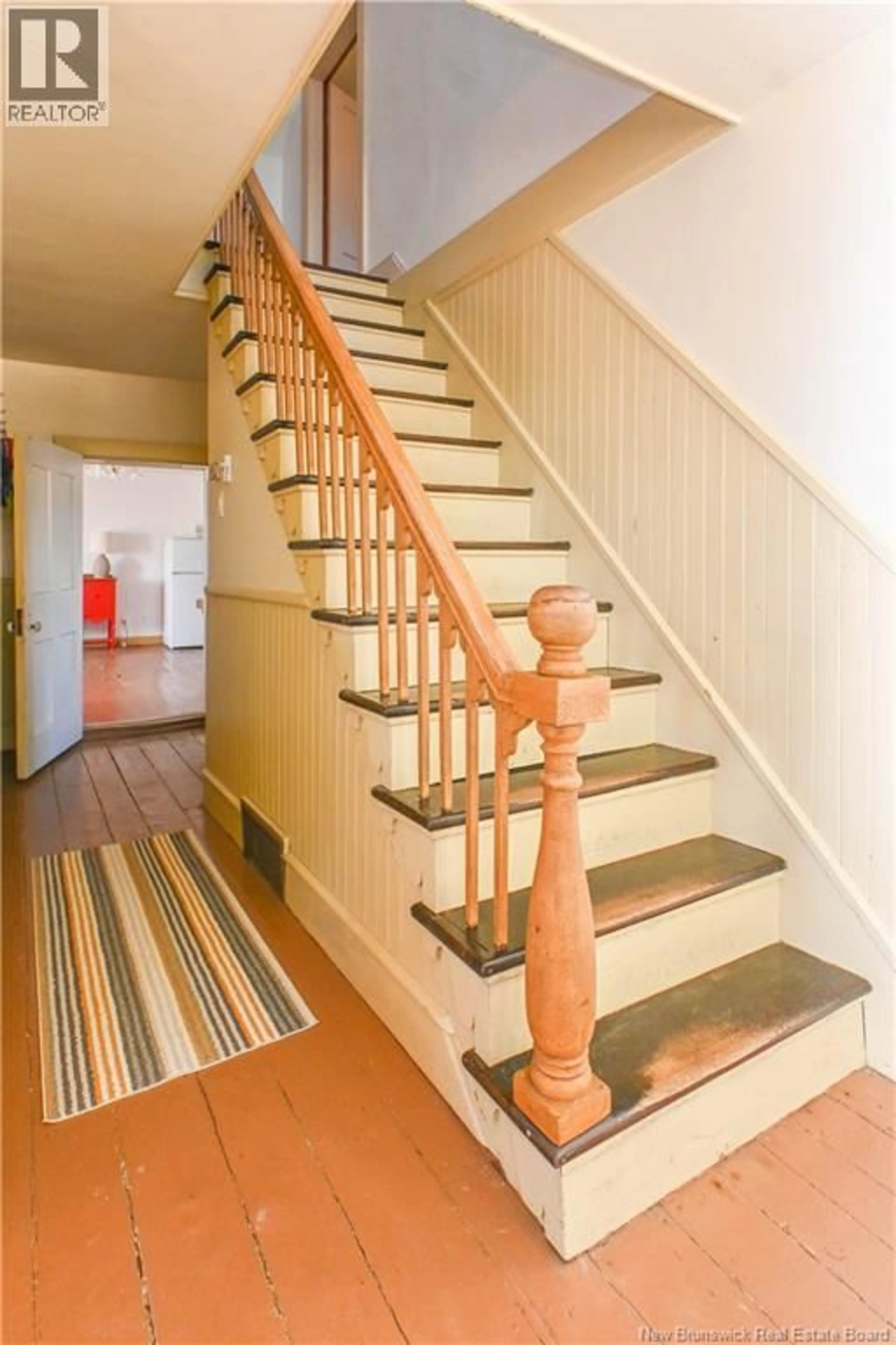 Stairs for 62 RUE DU PARC, Petite-Lamèque New Brunswick E8T1H9