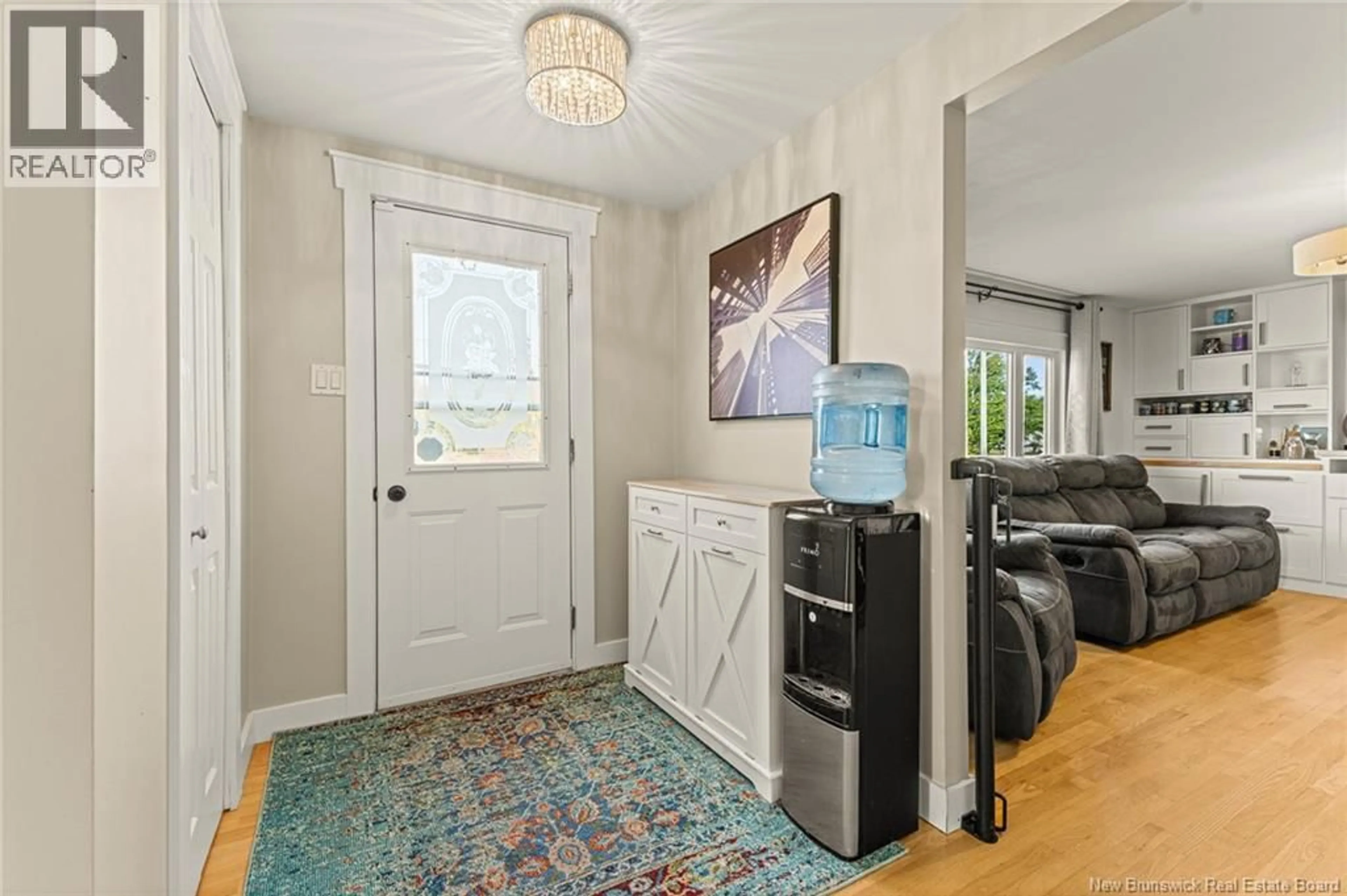 Indoor entryway for 38 ROUTE 933 HIGHWAY, Grand-Barachois New Brunswick E4P8K9