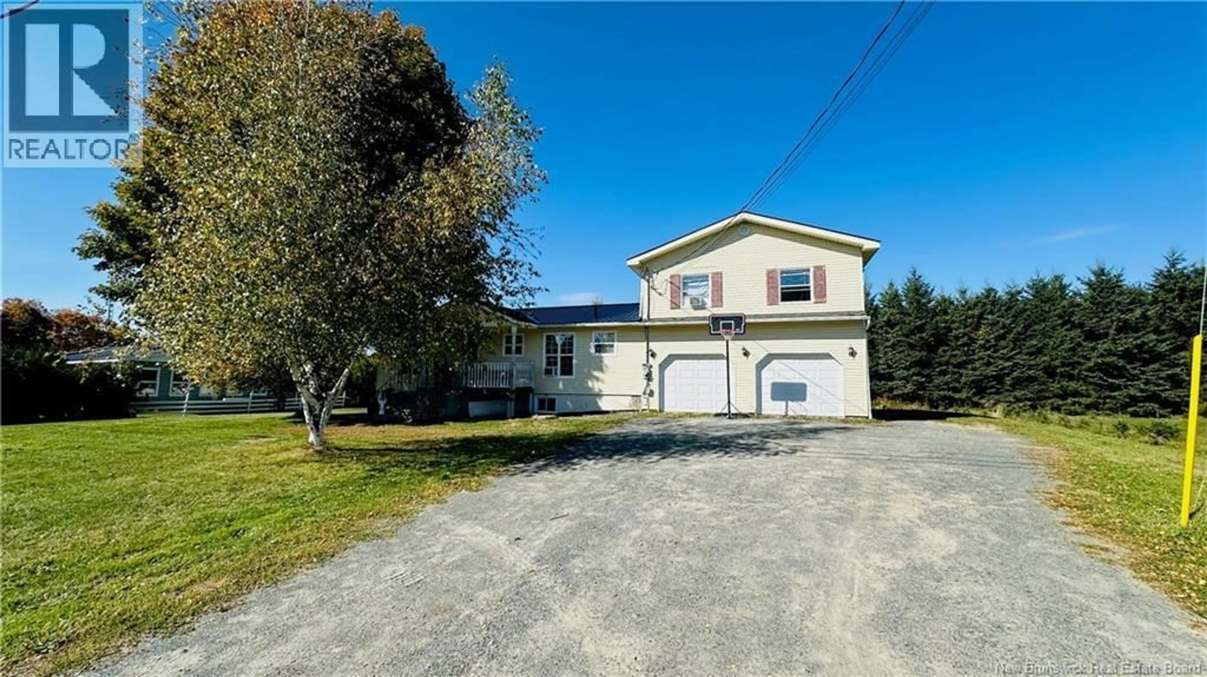 A pic from outside/outdoor area/front of a property/back of a property/a pic from drone, street for 3216 585 ROUTE ROUTE, Newbridge New Brunswick E7N1K3