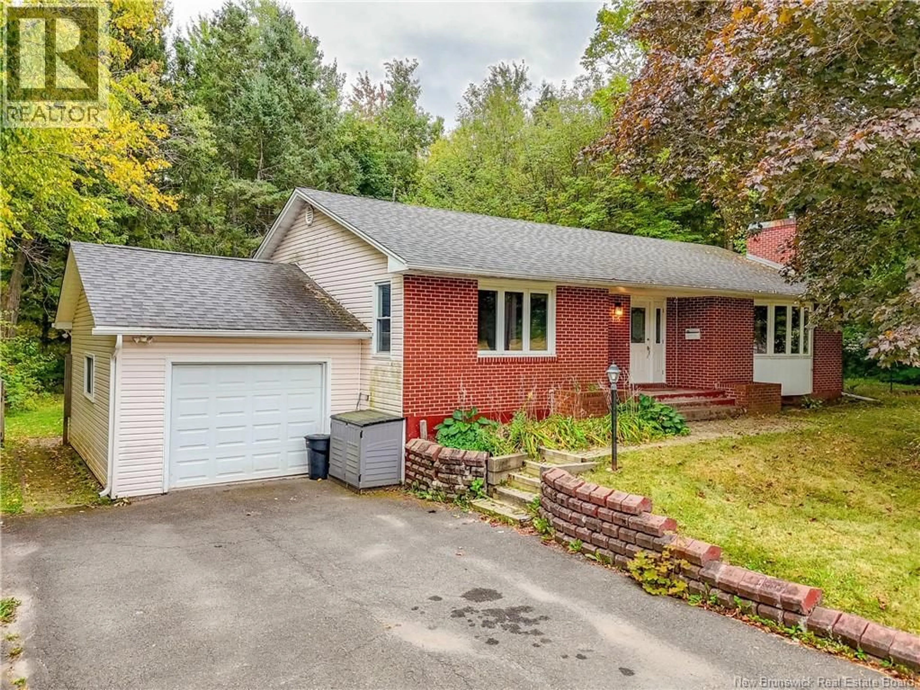 Home with brick exterior material, street for 35 EVANS DRIVE, Oromocto New Brunswick E2V2H3