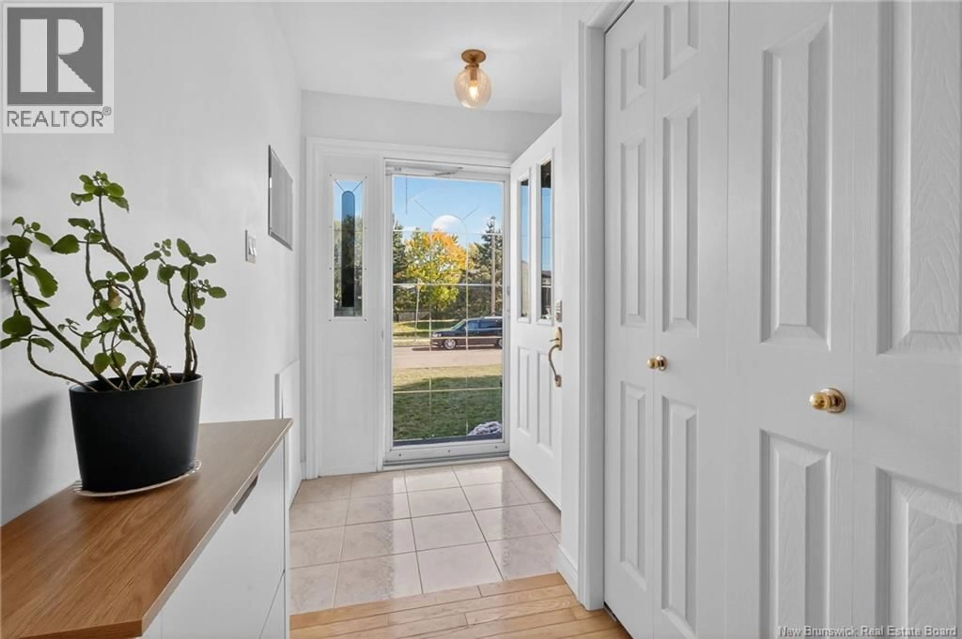 Indoor entryway for 28 GALAXY DRIVE, Moncton New Brunswick E1A4L9