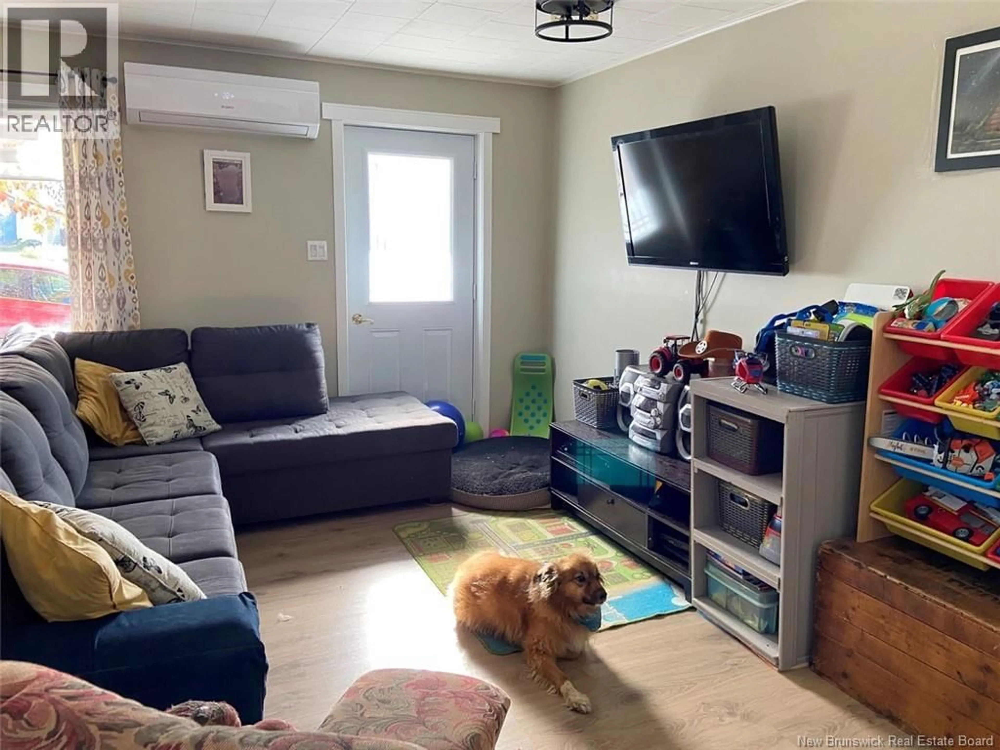 Living room with furniture, unknown for 74 35TH AVENUE, Edmundston New Brunswick E3V2V2