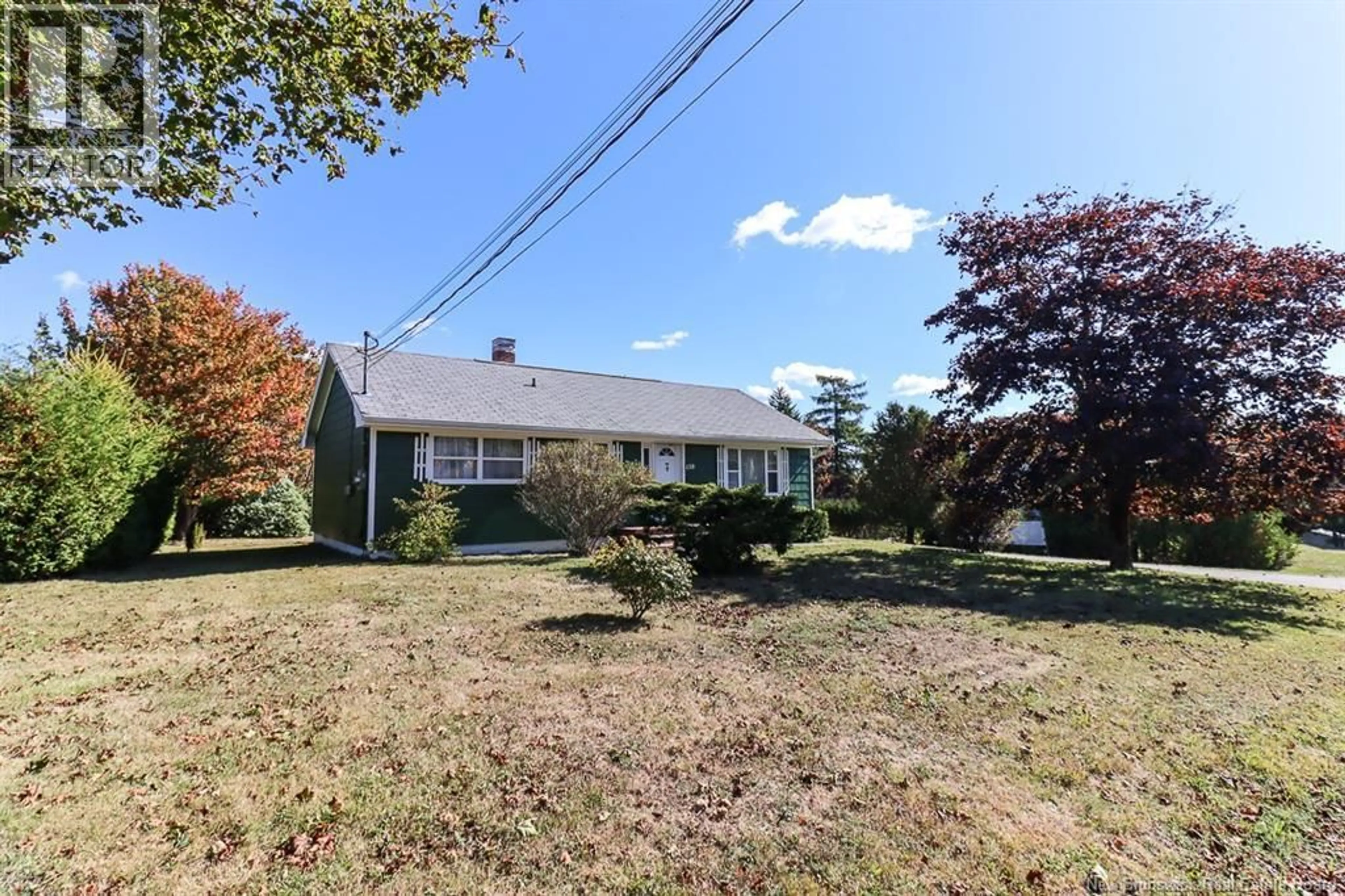 A pic from outside/outdoor area/front of a property/back of a property/a pic from drone, street for 158 LAKEVIEW DRIVE, Saint John New Brunswick E2J3M7
