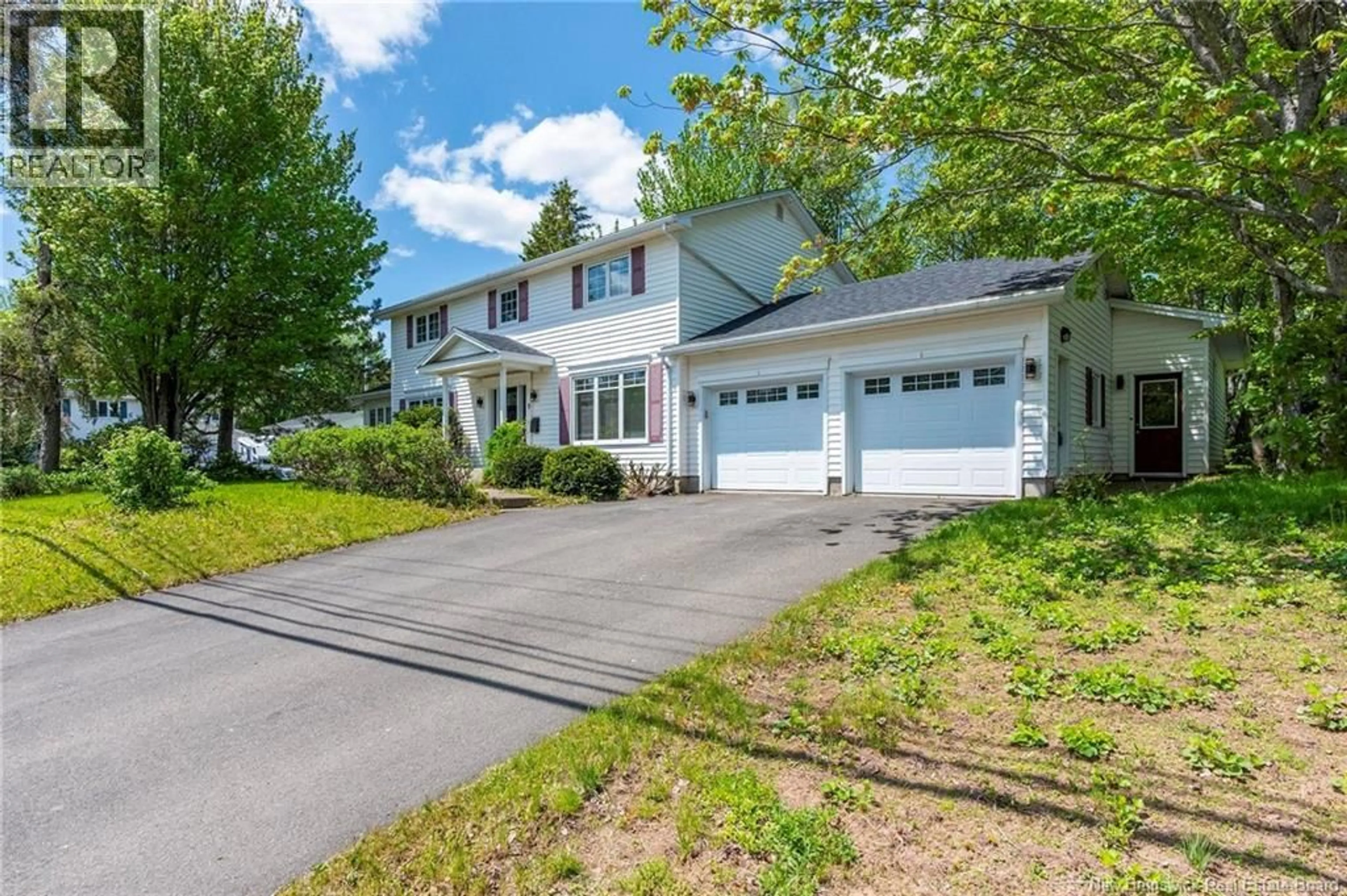 A pic from outside/outdoor area/front of a property/back of a property/a pic from drone, street for 9 GRENVILLE ROAD, Riverview New Brunswick E1B4S2