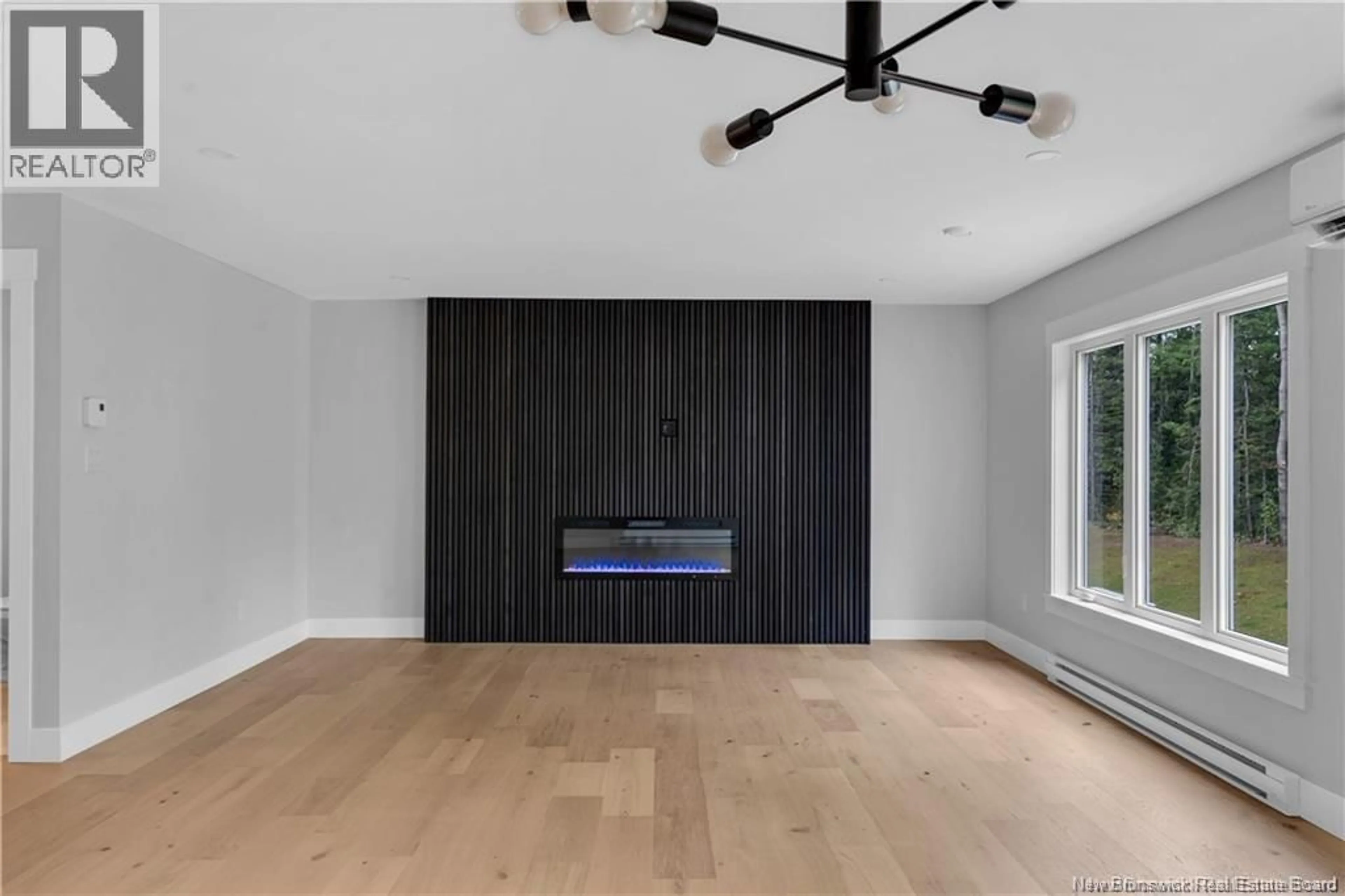 Home theater for 77 GUY STREET, Shediac New Brunswick E4P0L5